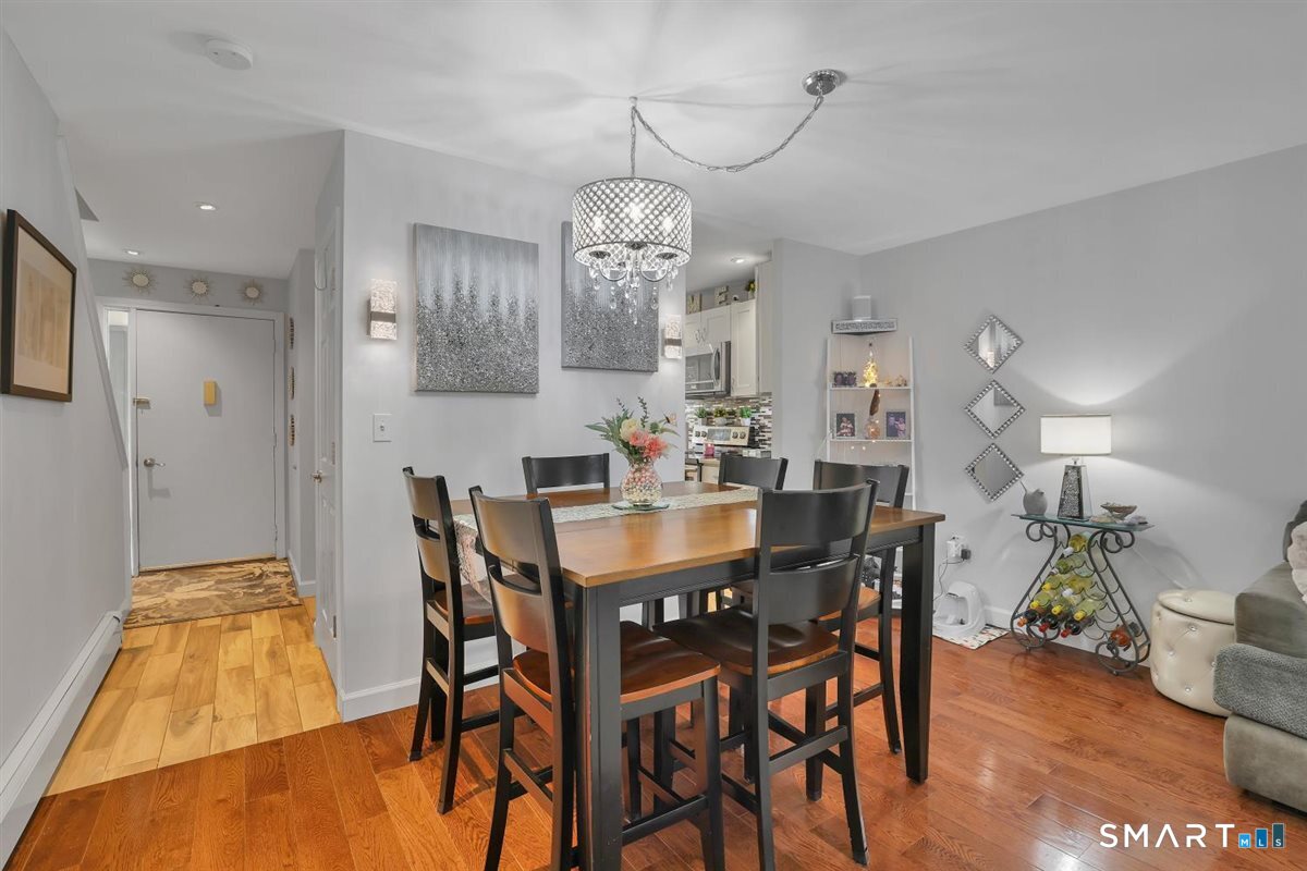 6 McKenna Drive photo 10