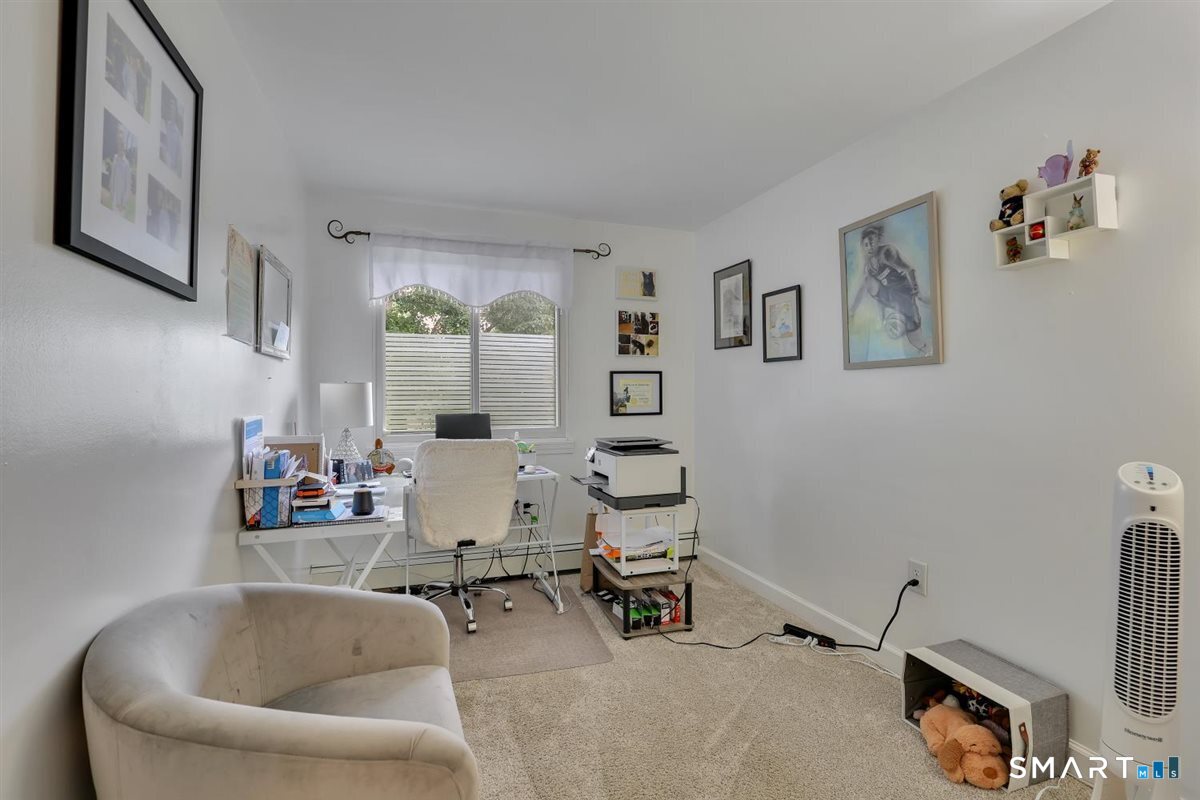 6 McKenna Drive photo 18