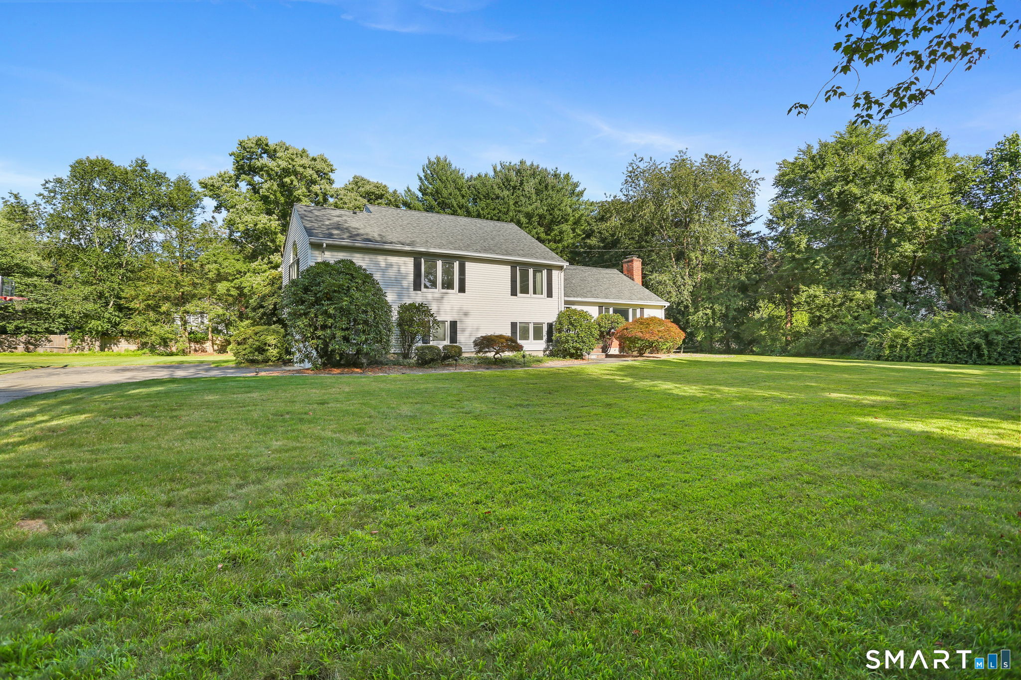 5 Northfield Drive photo 24