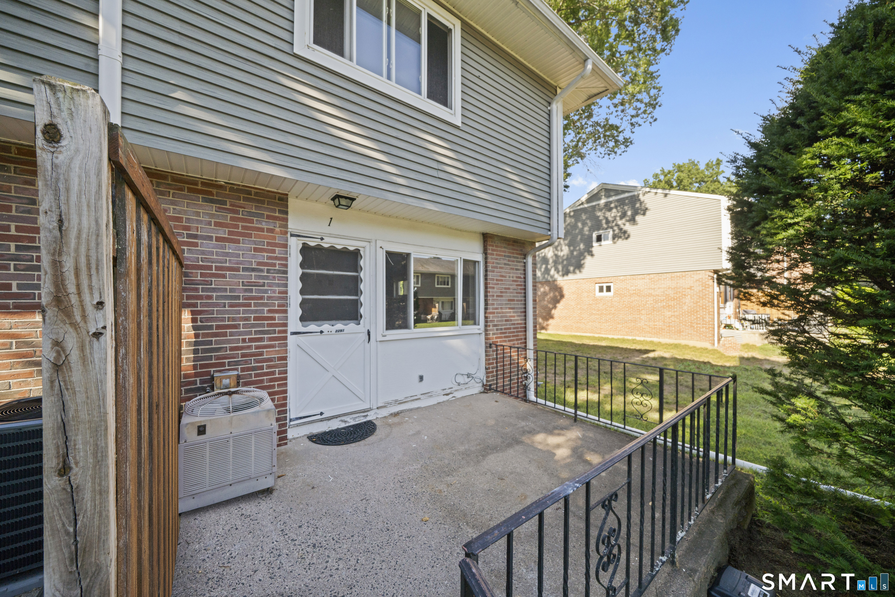 229 Wintonbury Avenue Unit #1 photo 19