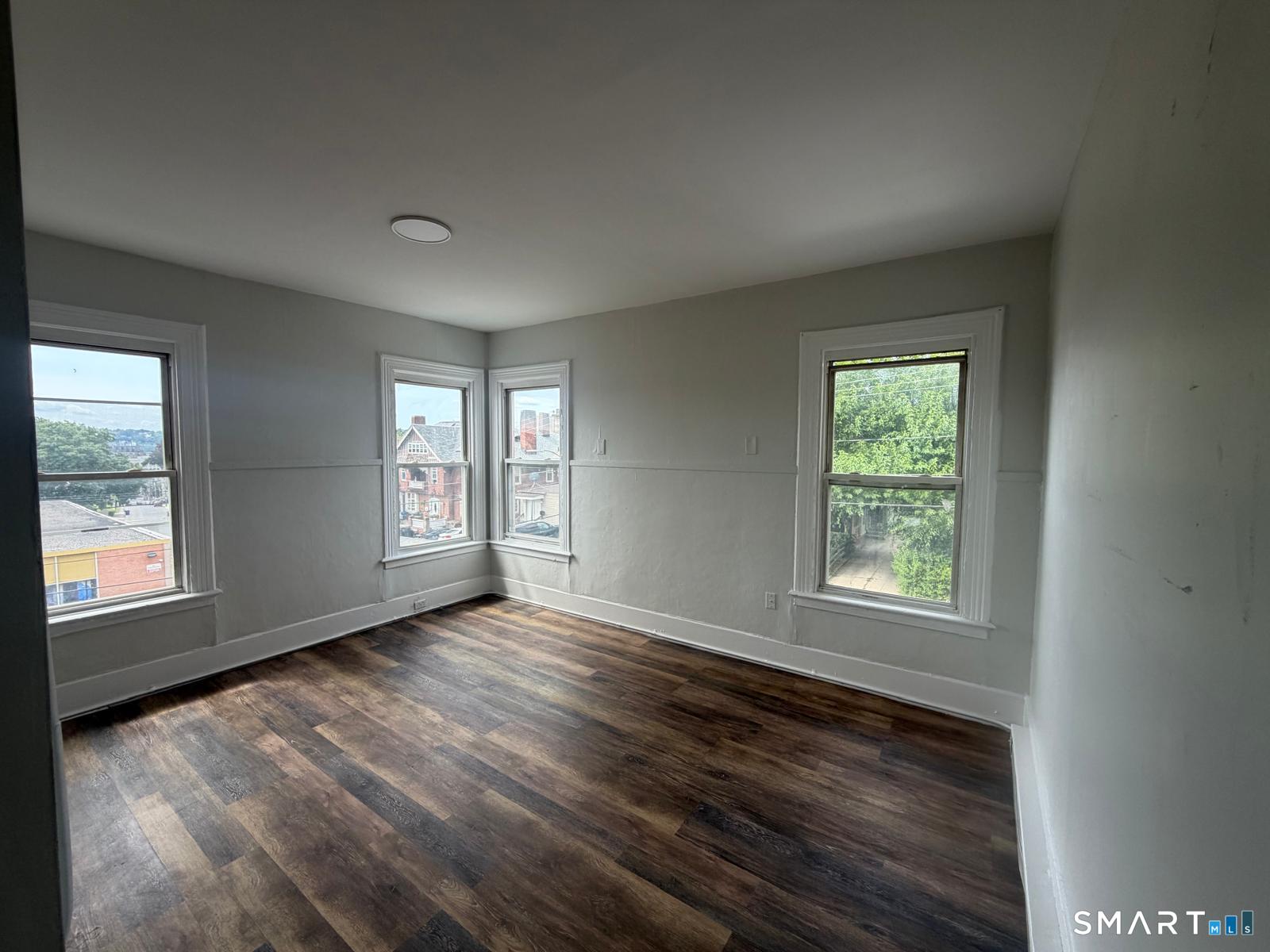 144 Prospect Street Unit #3 photo 2