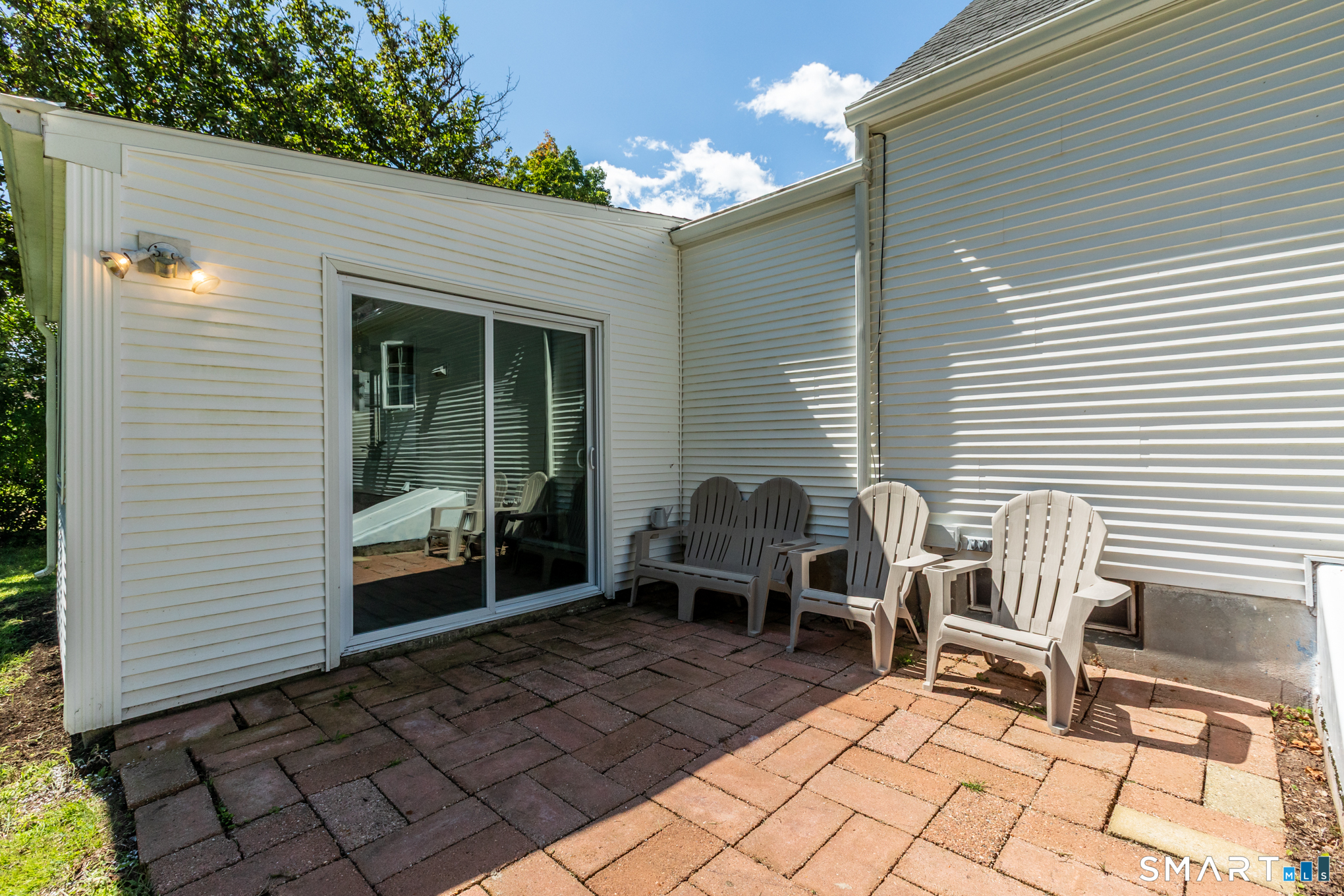 26 Glenwood Street photo 33