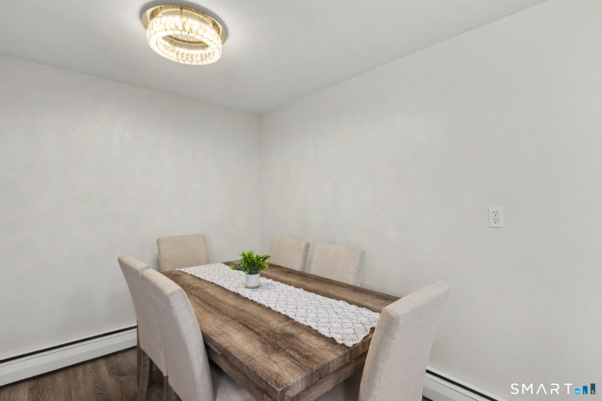 26 Glenwood Street photo 10