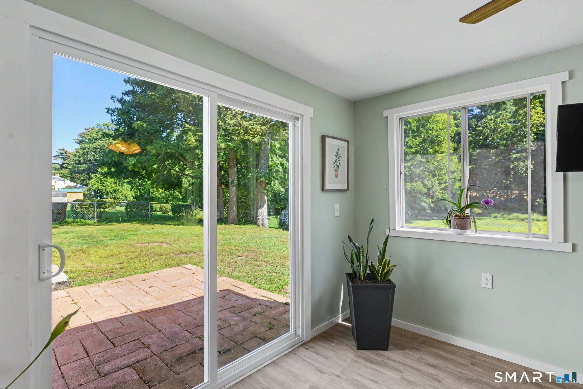 26 Glenwood Street photo 32