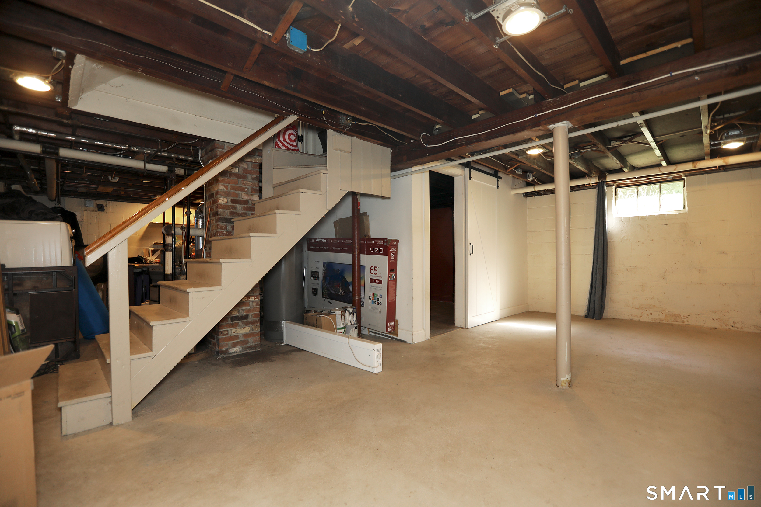 11 Grant Avenue photo 14