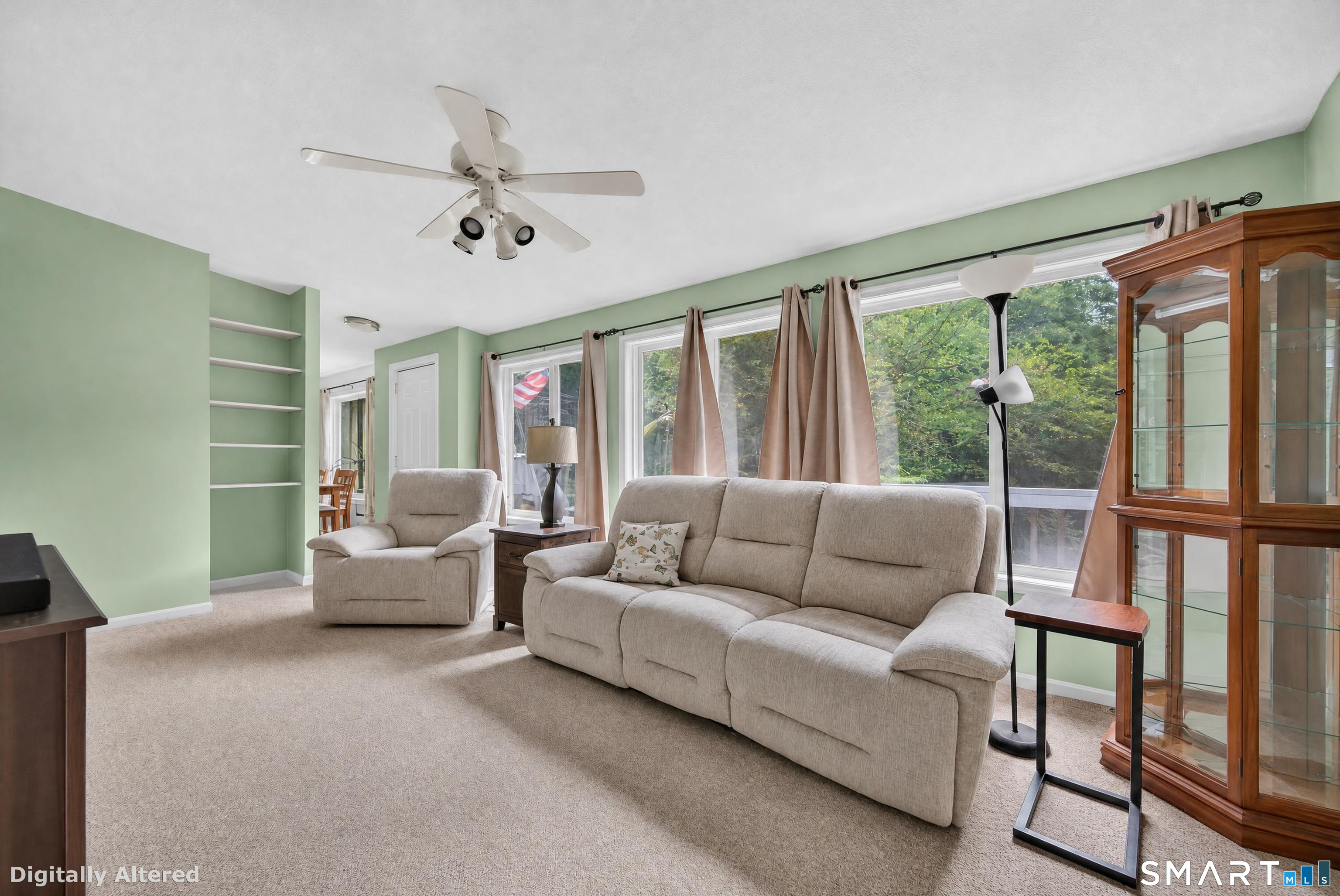 61 Springbrook Road photo 9