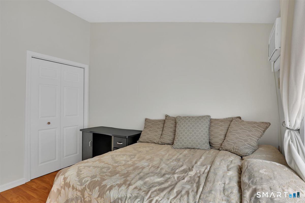 1231 Washington Street Unit #2 photo 12