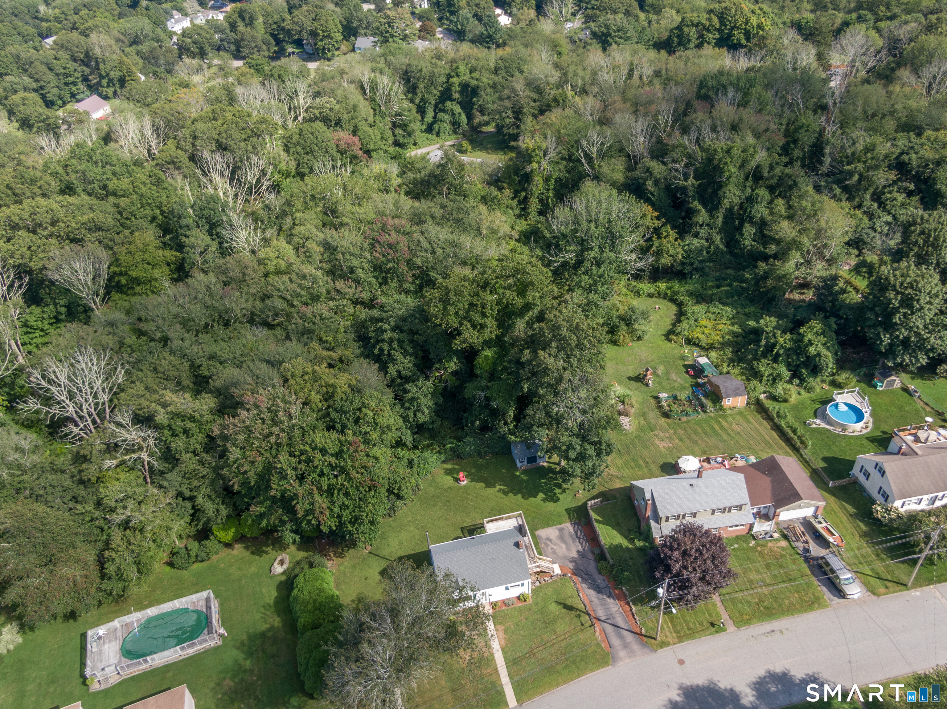 37 Lambert Drive photo 18