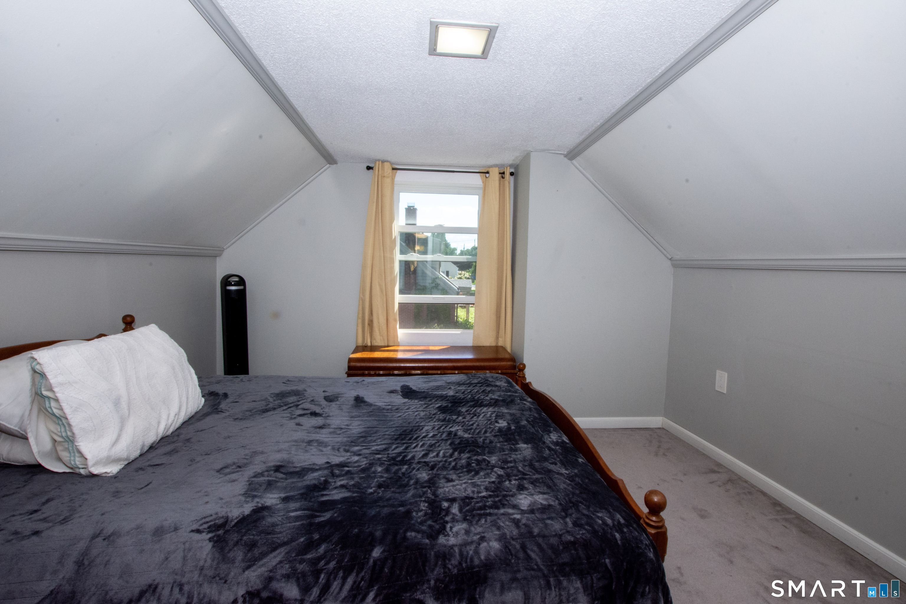 37 Lambert Drive photo 13