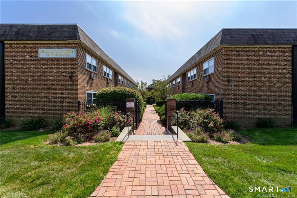 637 Cove Road, Stamford, Connecticut photo 1