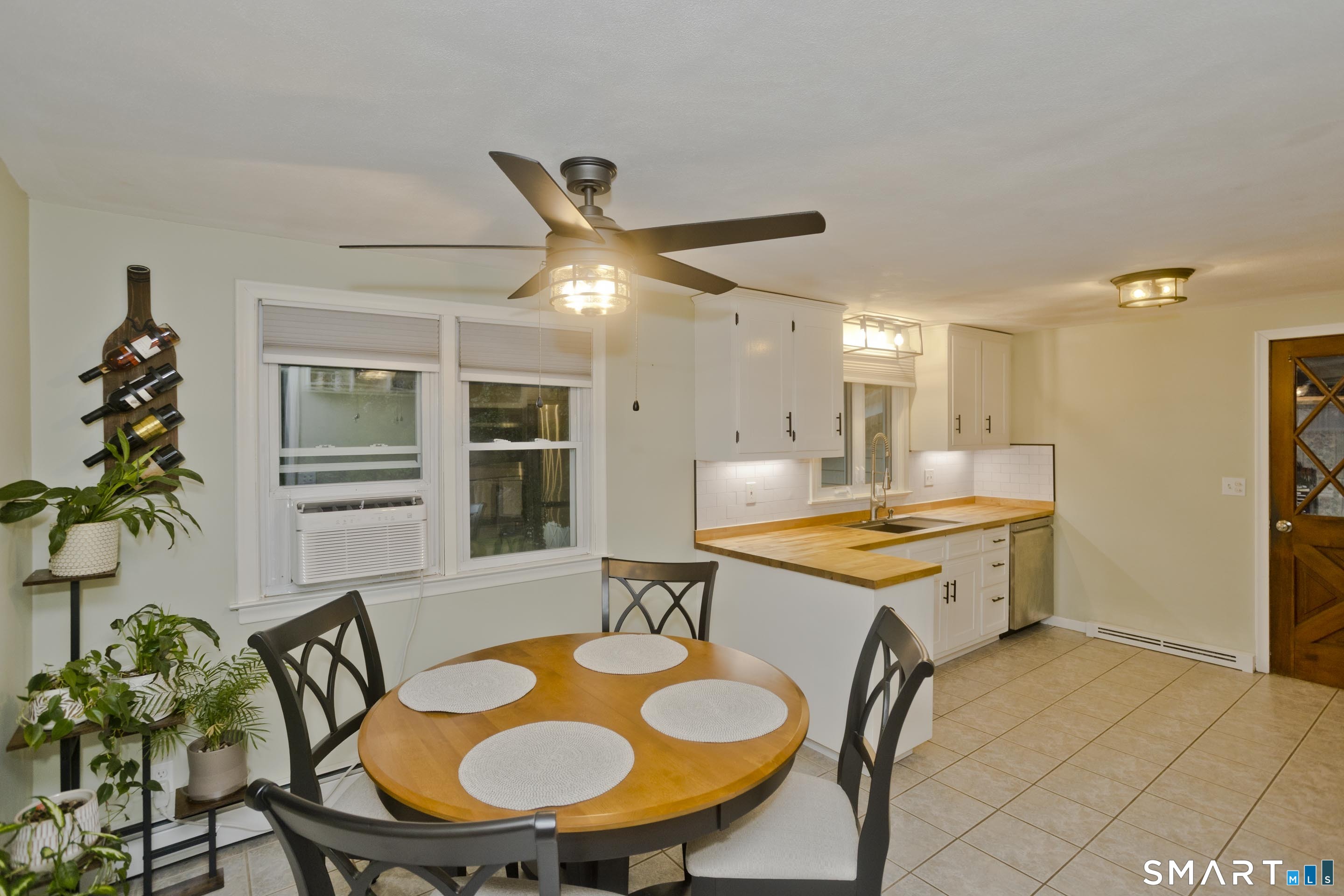 31 Jewel Street photo 11