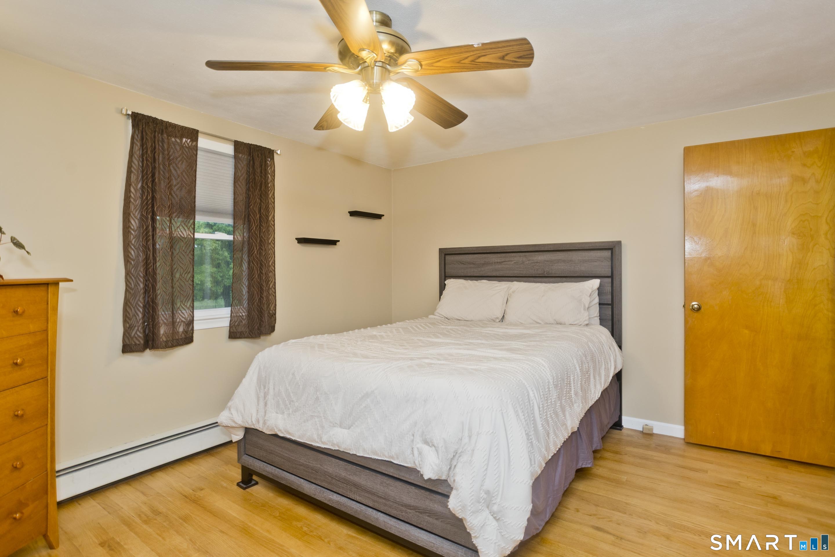 31 Jewel Street photo 16