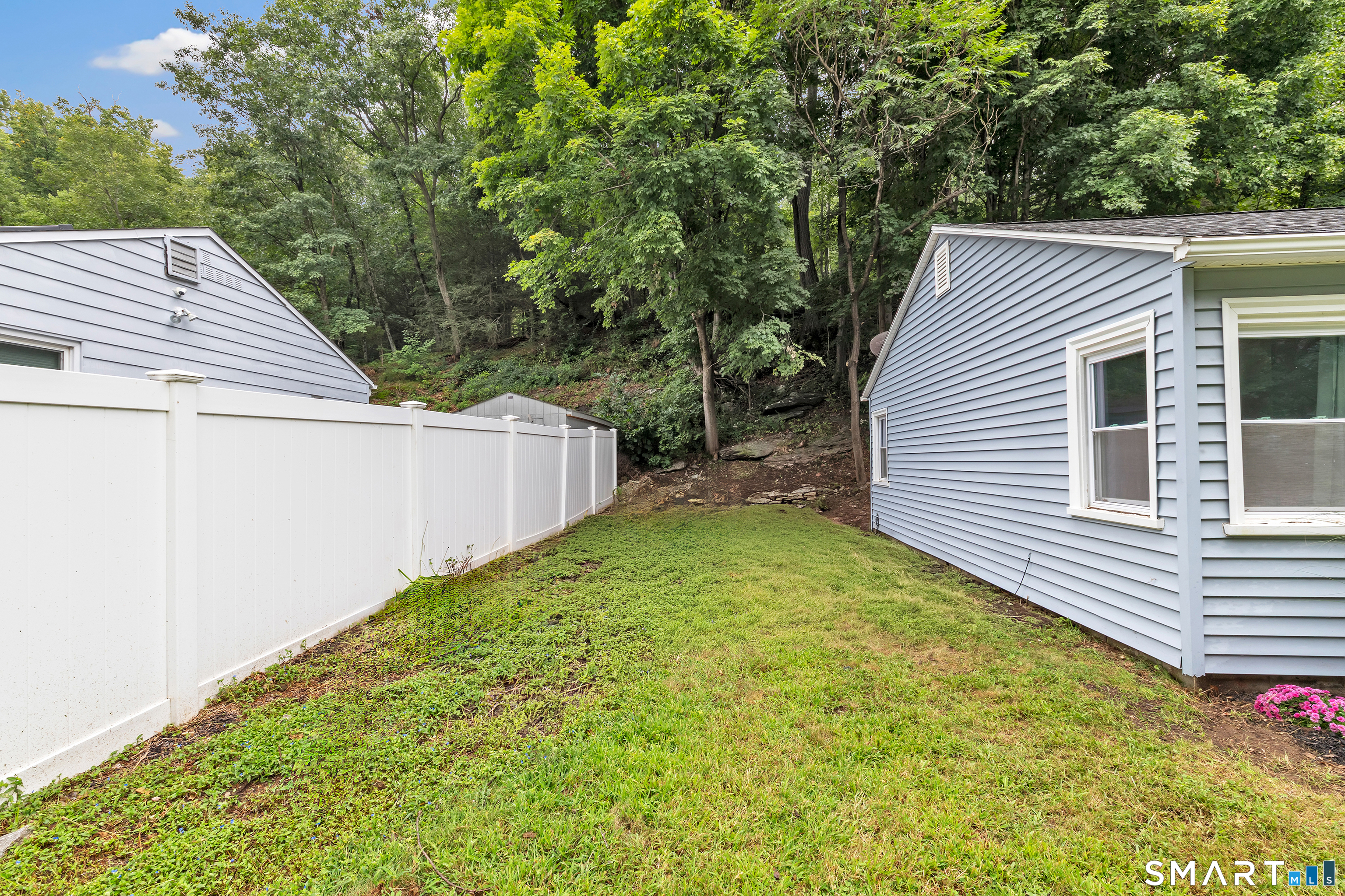 146 Roosevelt Drive photo 17