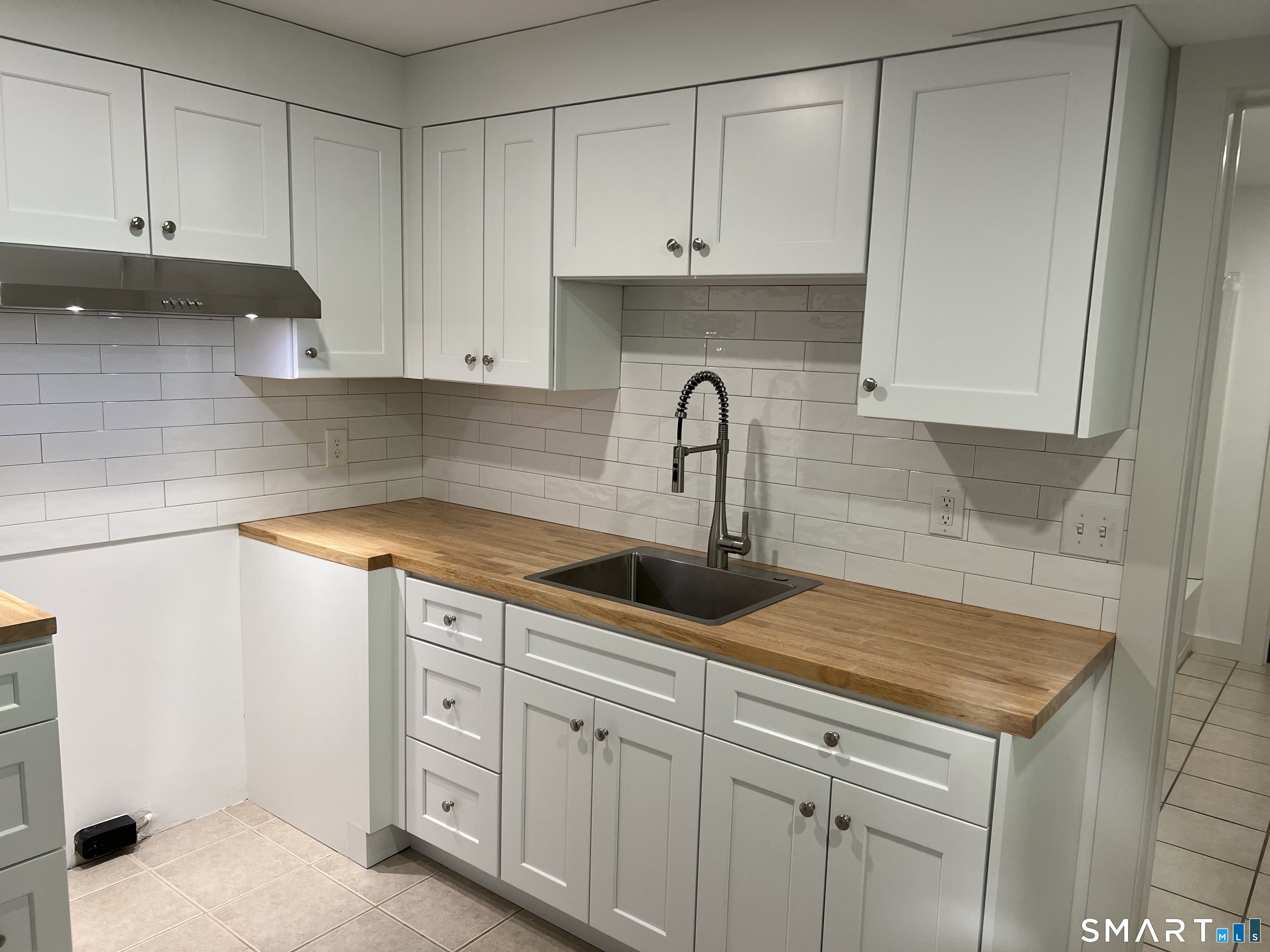 47 Moss Avenue photo 22