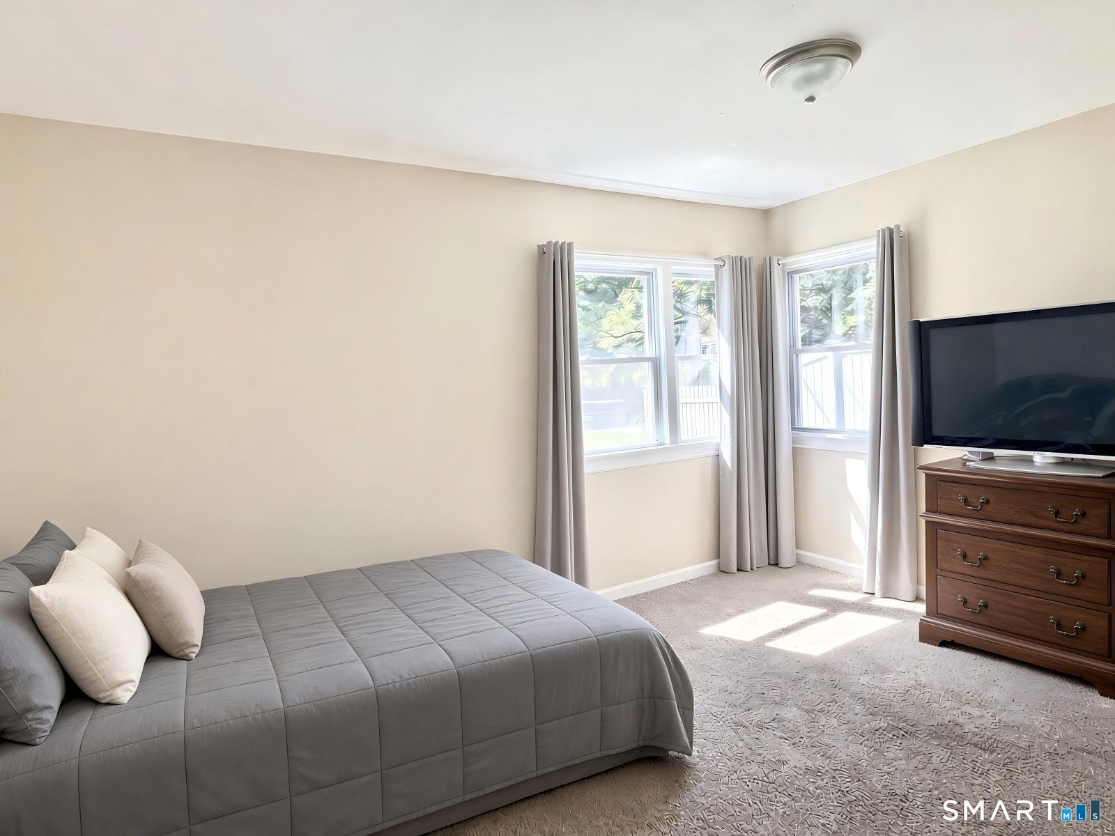 146 Roosevelt Drive photo 10