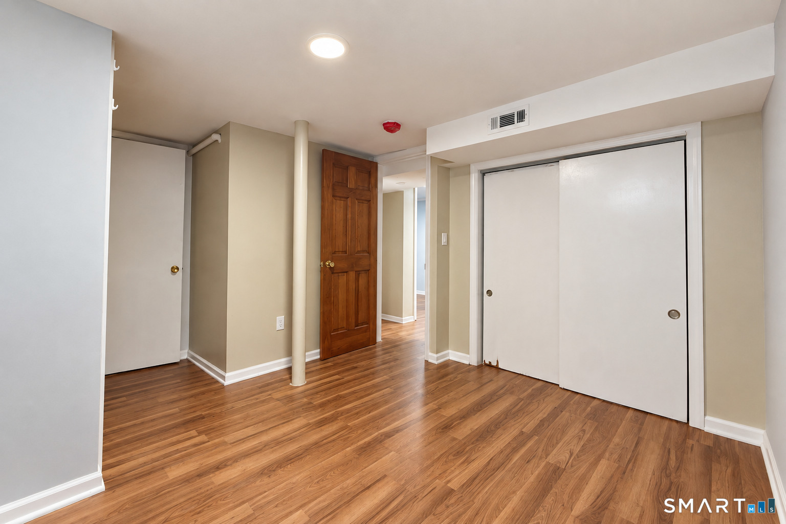 44 Locust Avenue photo 22