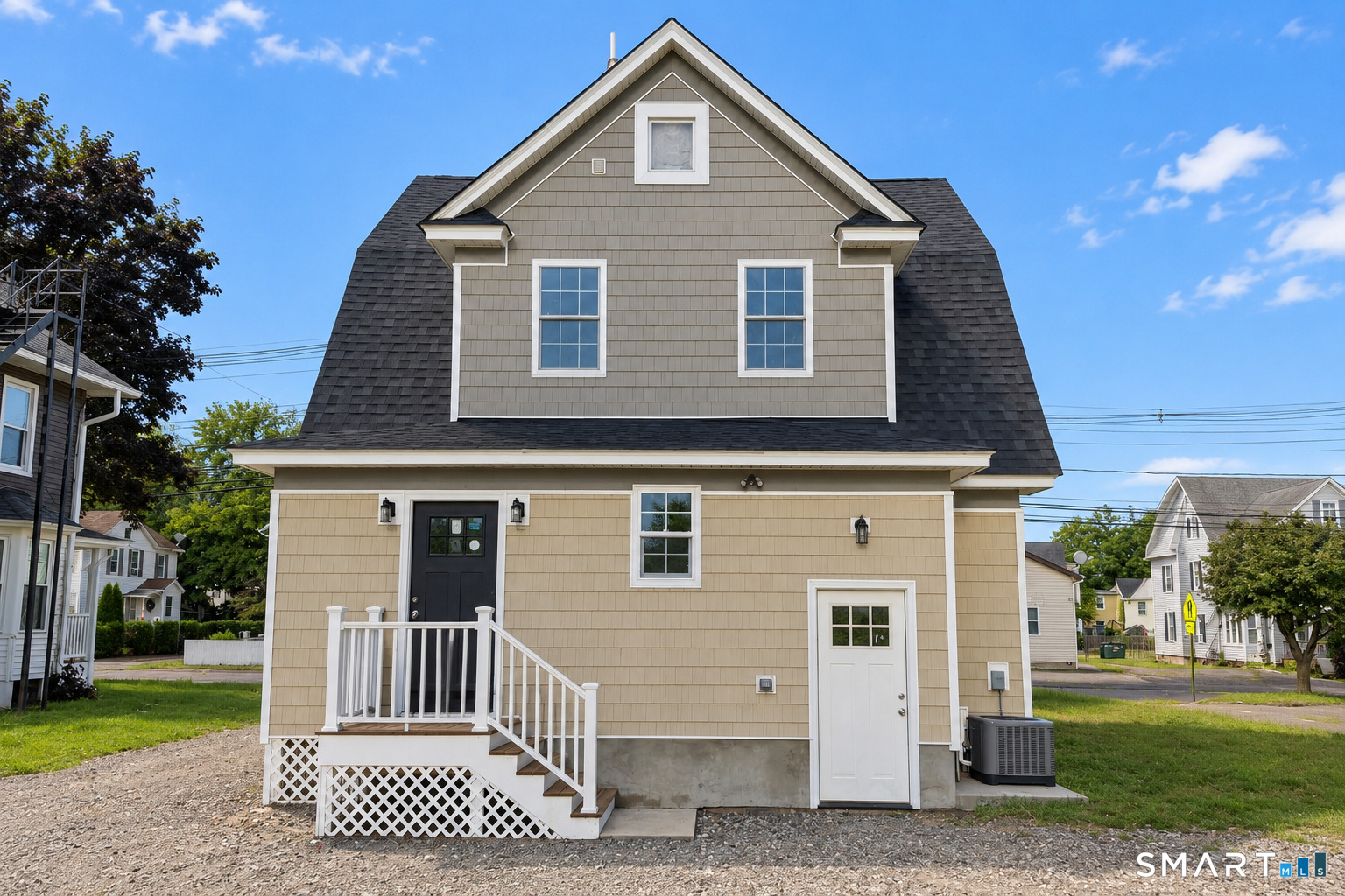 44 Locust Avenue photo 27