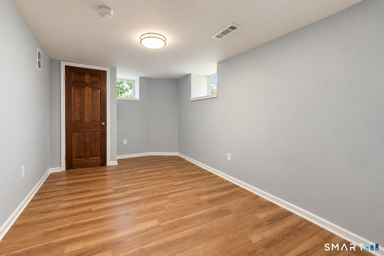 44 Locust Avenue photo 21