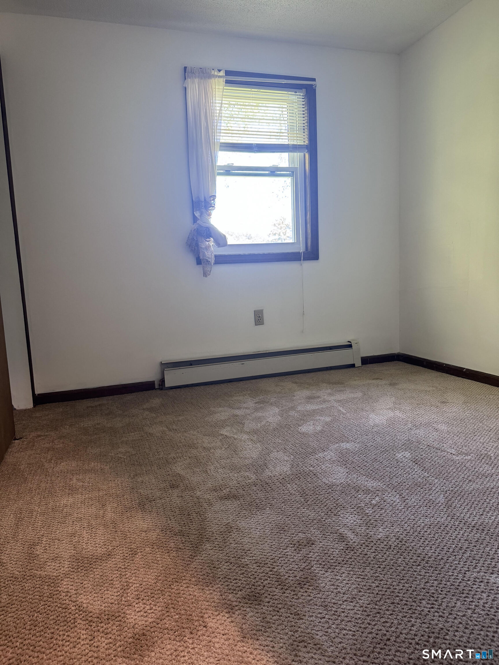 146 Montville Street photo 8