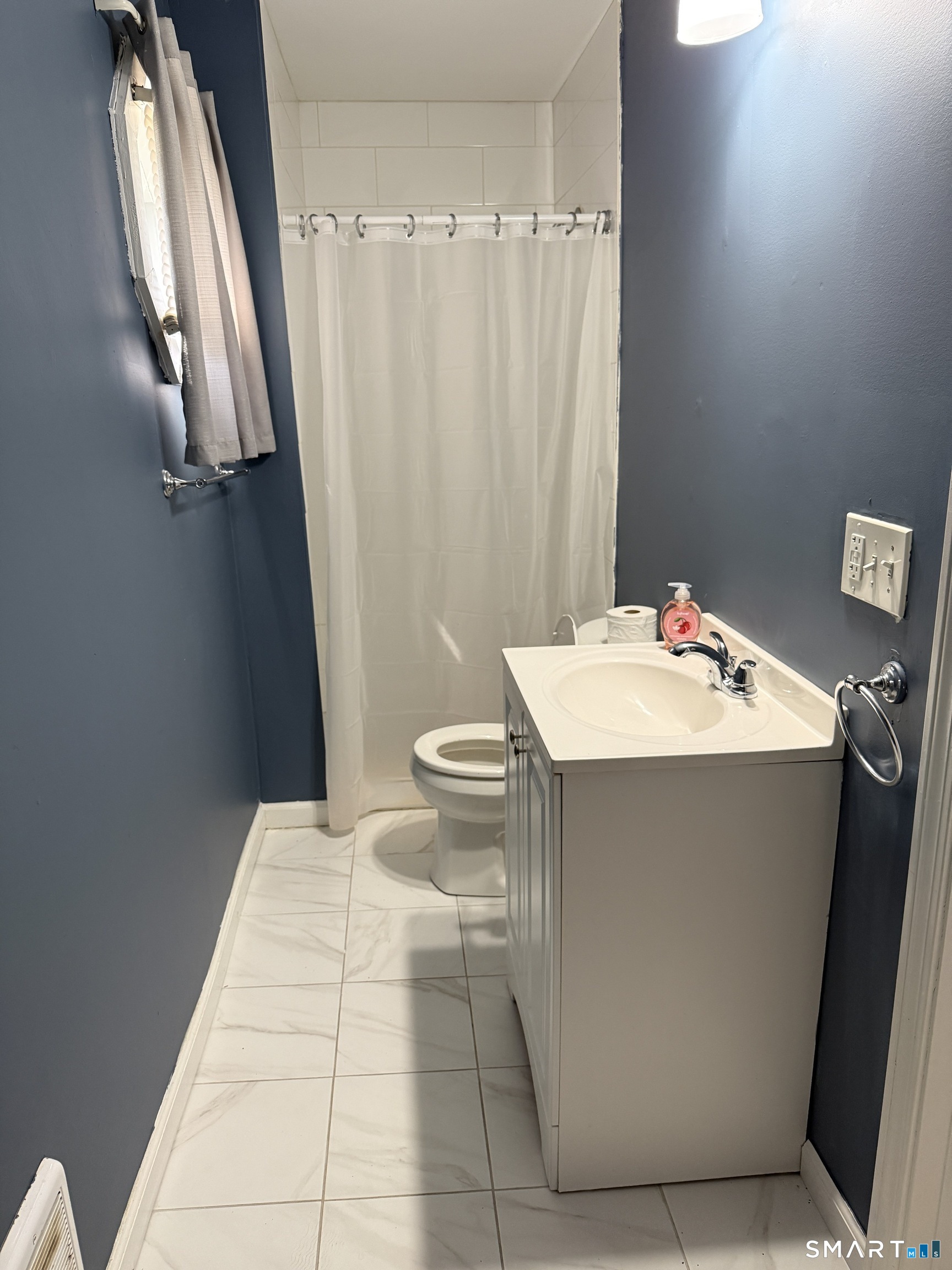 152 Scott Street photo 3
