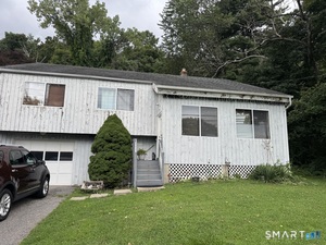 223 River, Shelton