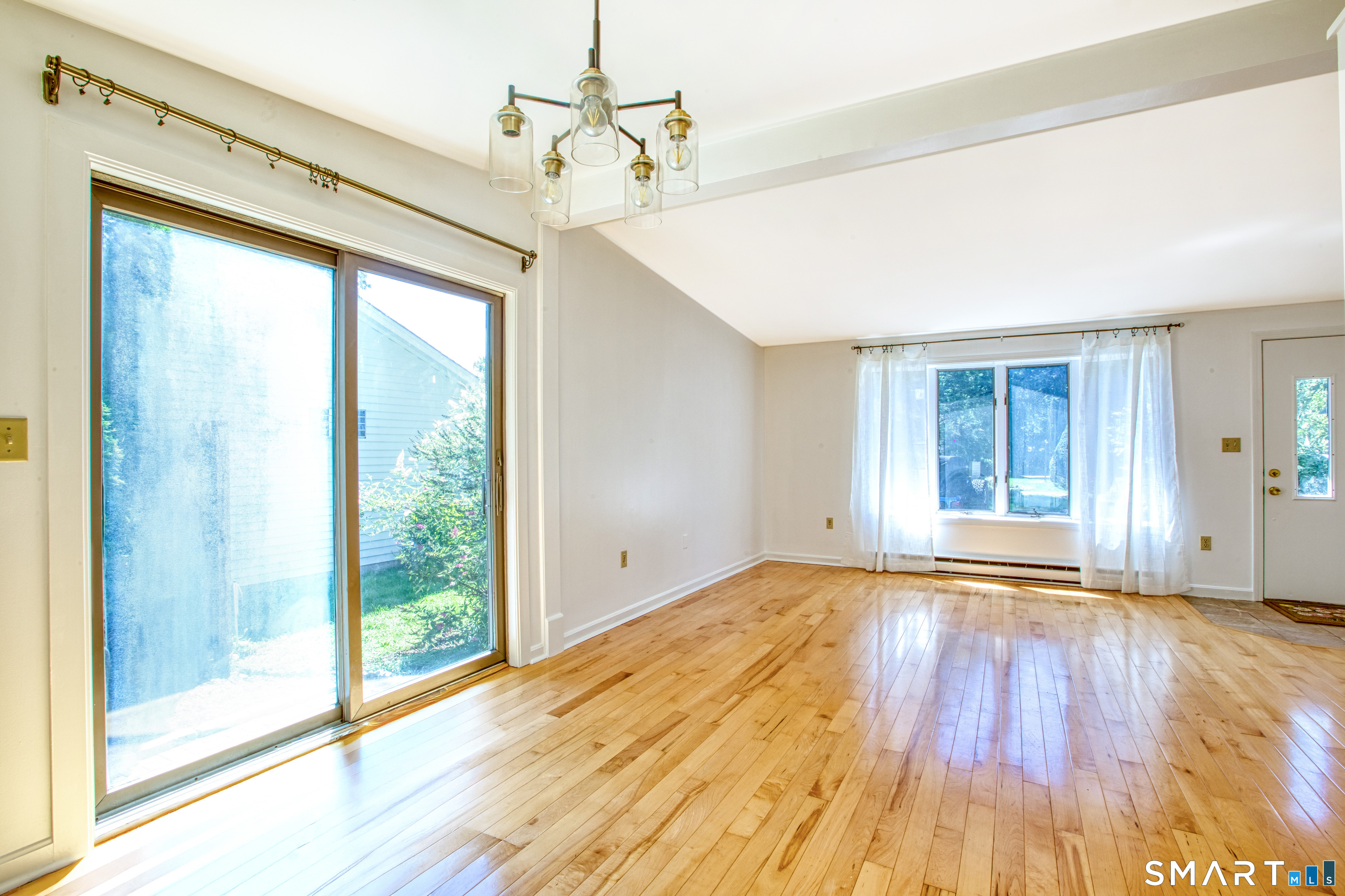 25 Oakview Circle, Westport, Connecticut photo 4