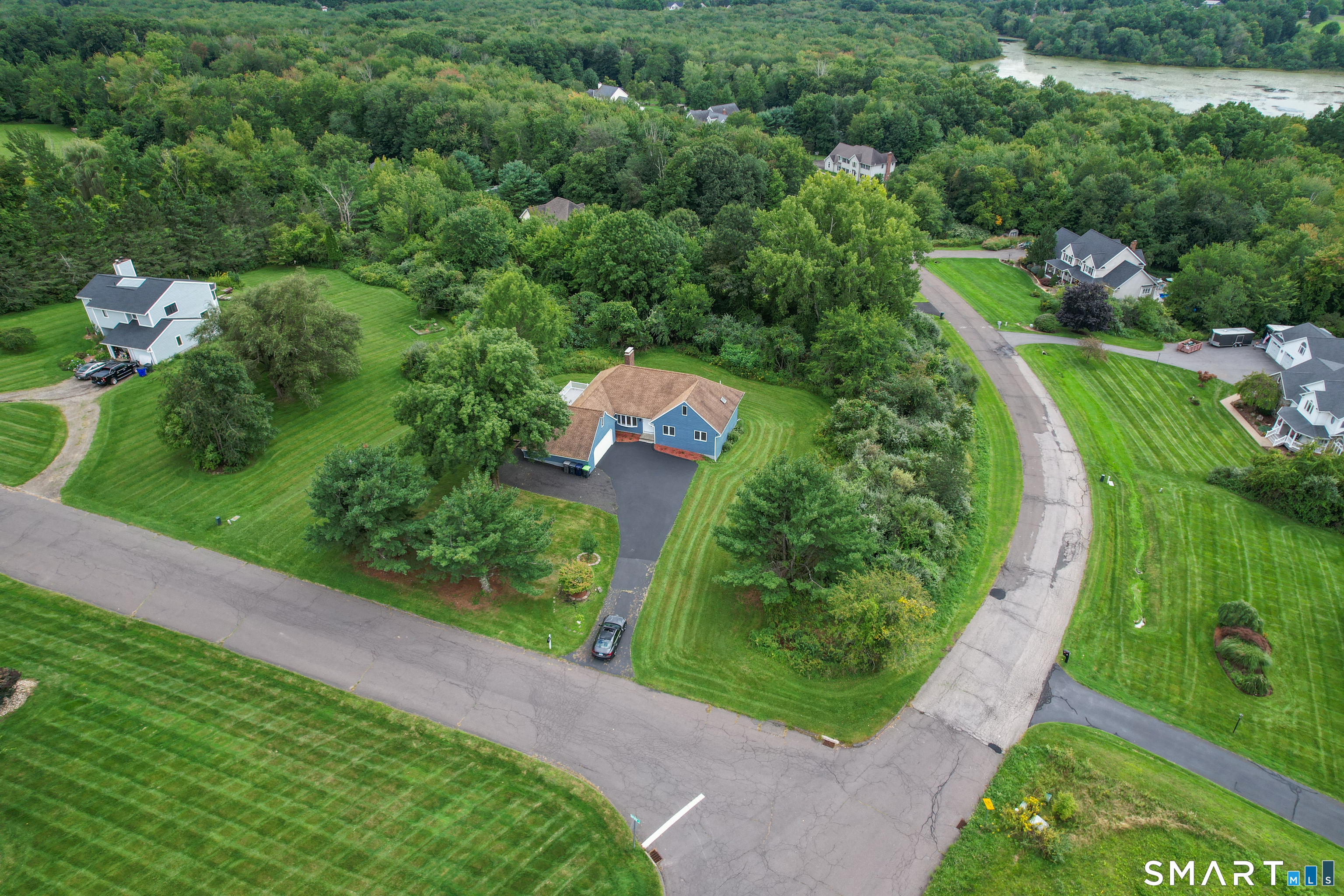 4 Bayview Circle photo 26