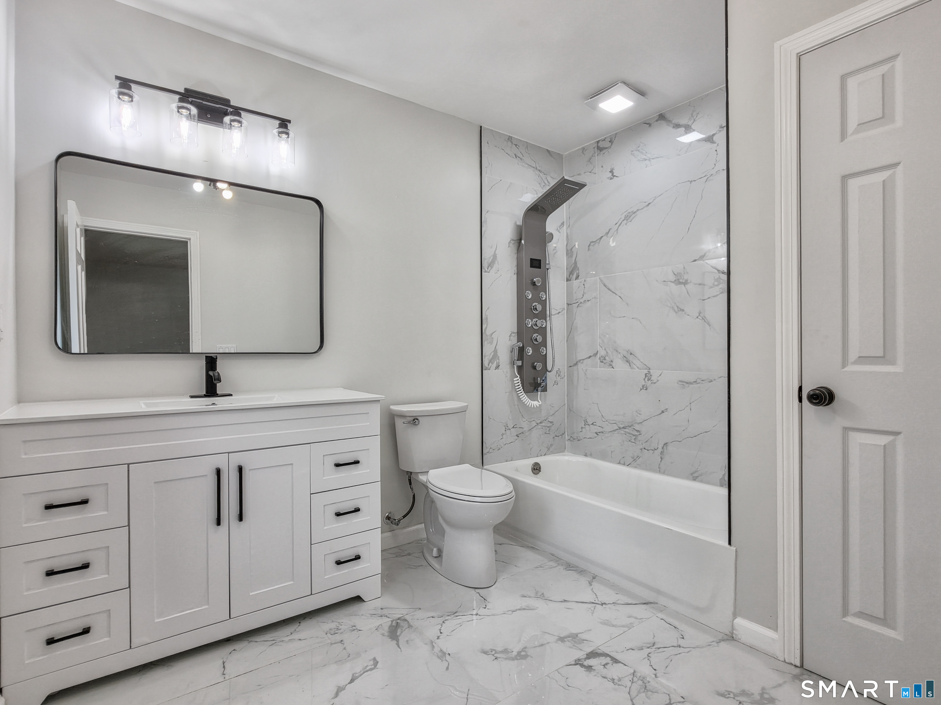 4 Bayview Circle photo 19
