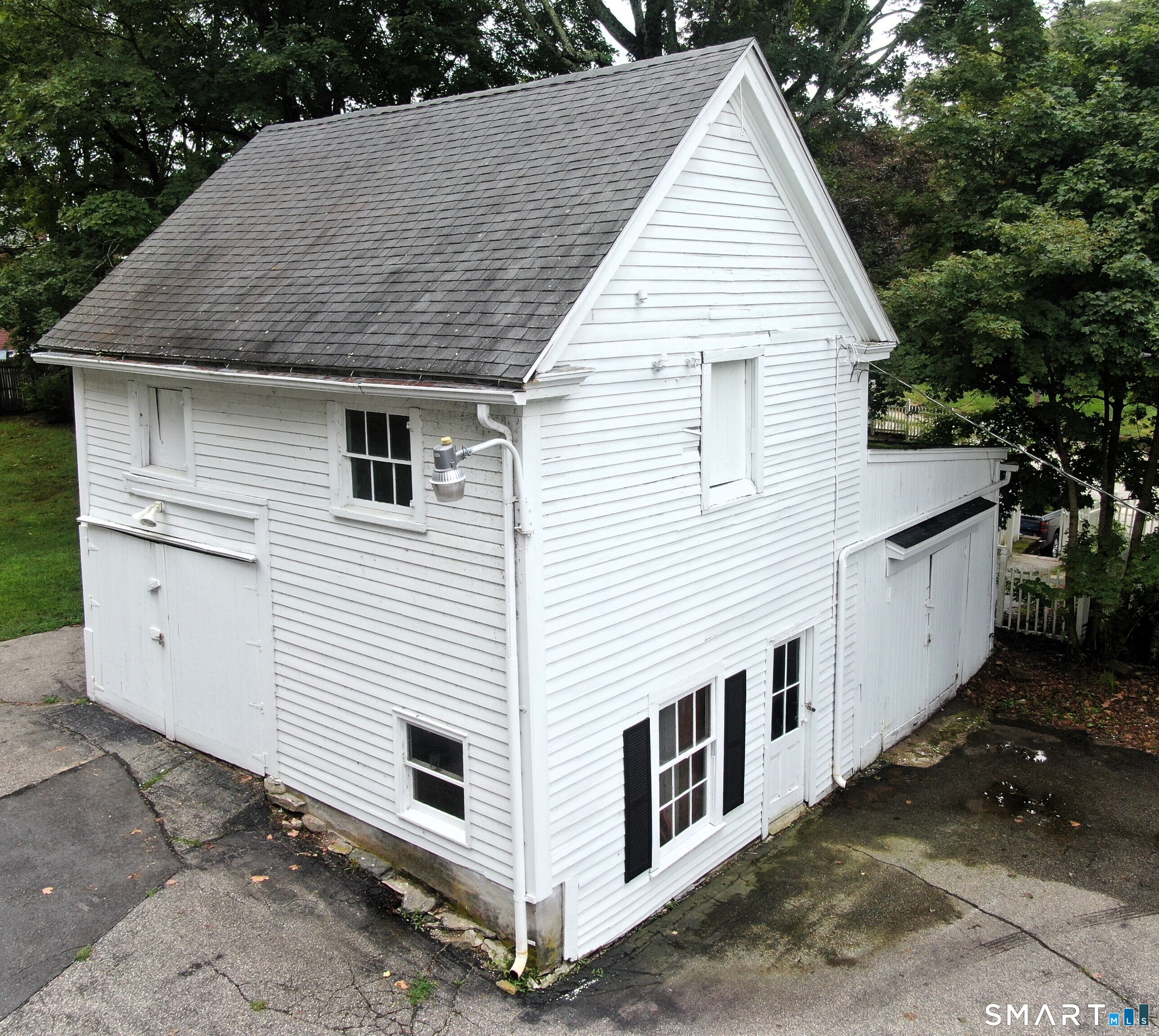28 Pleasant Street photo 10