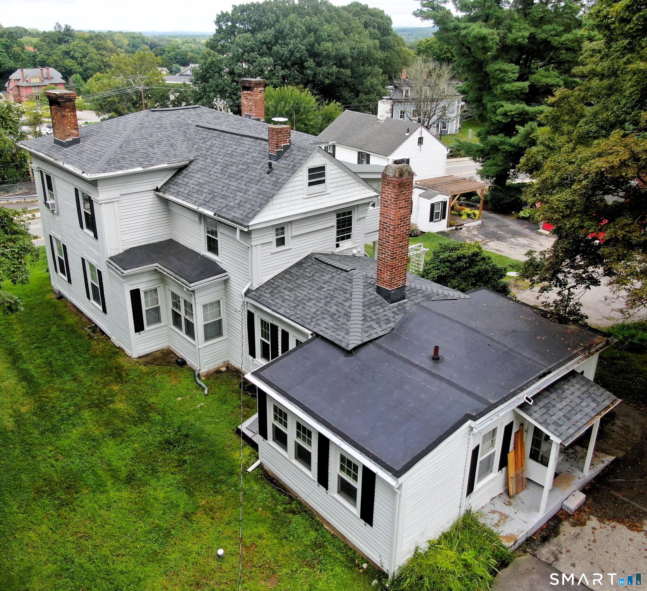 28 Pleasant Street photo 12