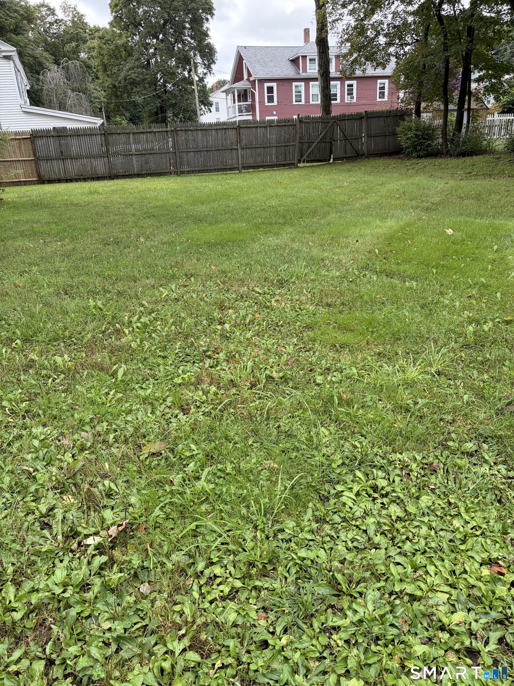 28 Pleasant Street photo 16
