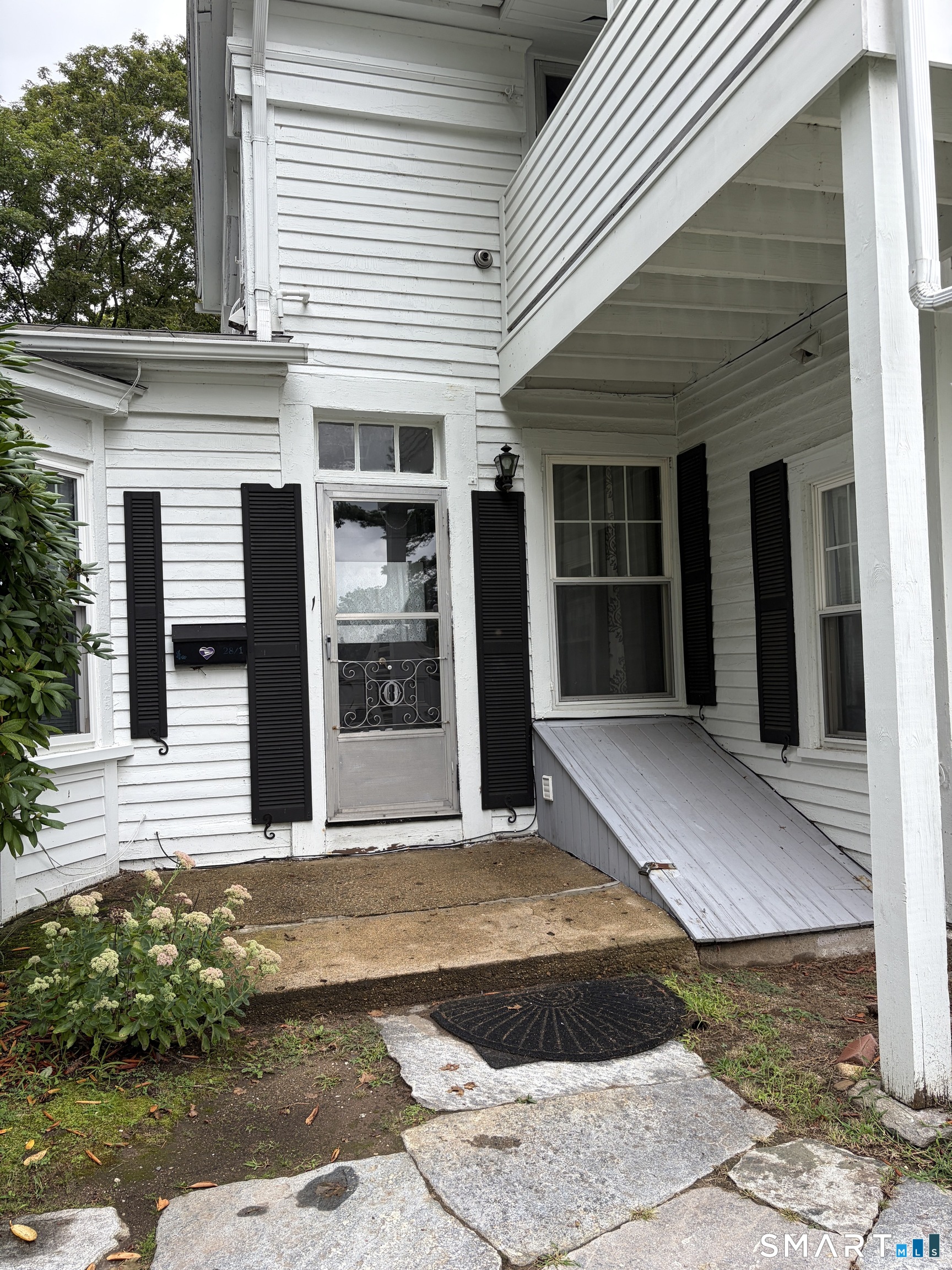 28 Pleasant Street photo 18