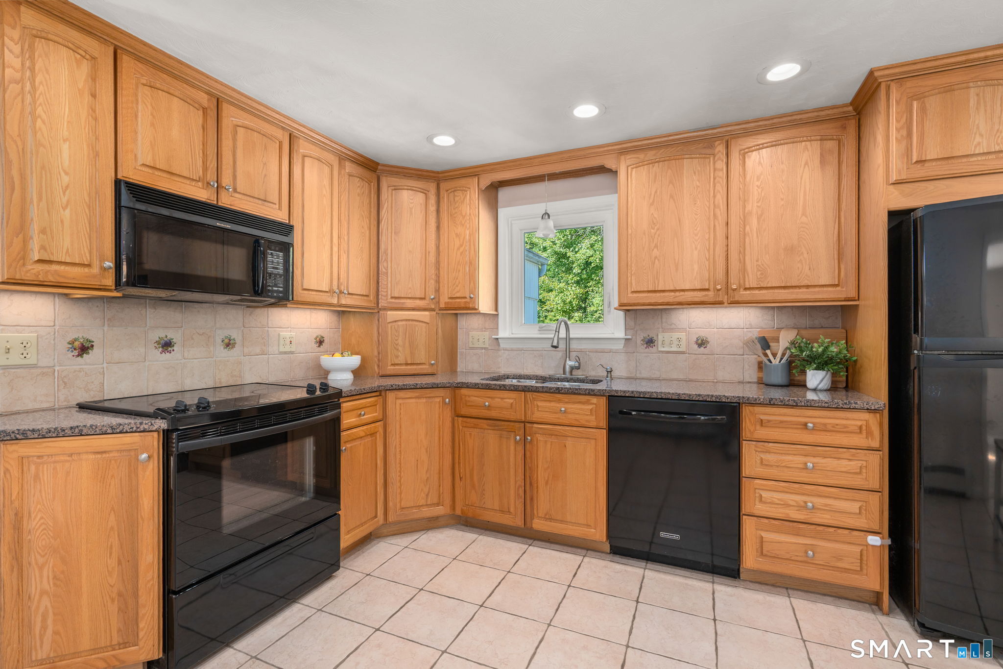28 Fairfield Road photo 6