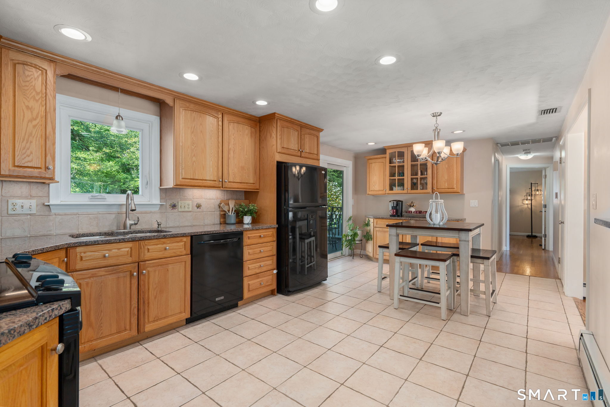 28 Fairfield Road photo 8