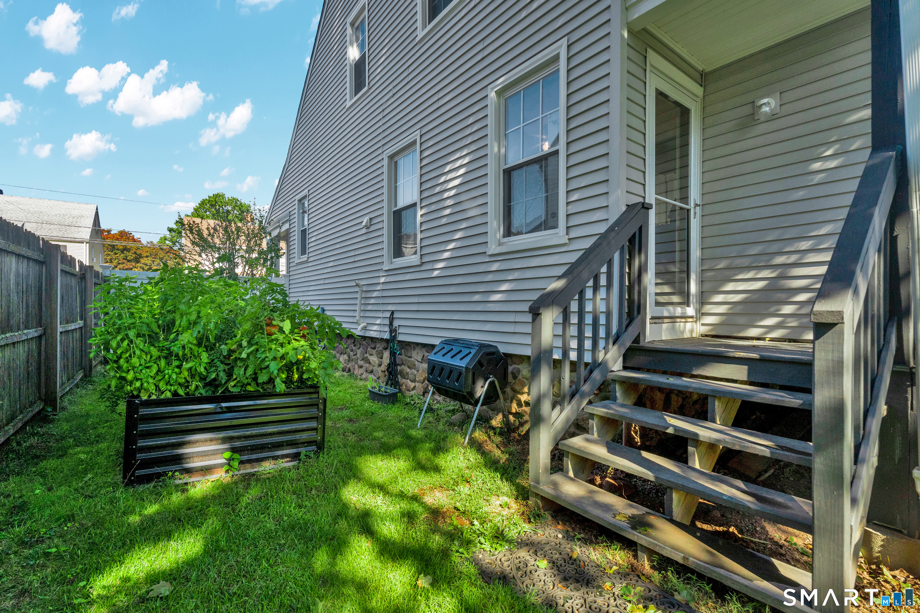 51 N Pearl Street photo 22
