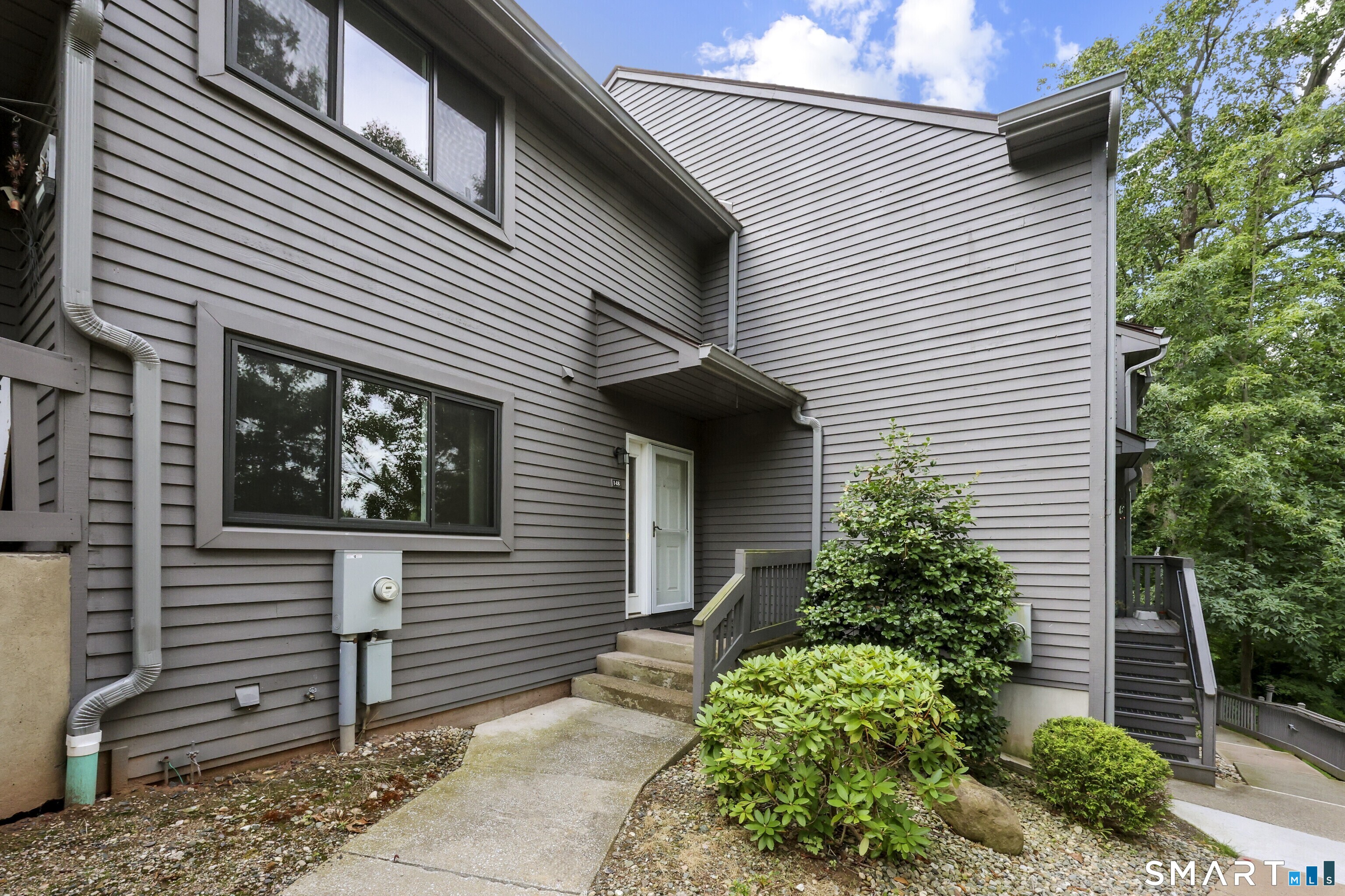 Photo 1 of Townhouse for sale at 148 Conestoga Way #148, Glastonbury, CT 06033 | MLS# 24205664 | Listing updated on 2026-09-13