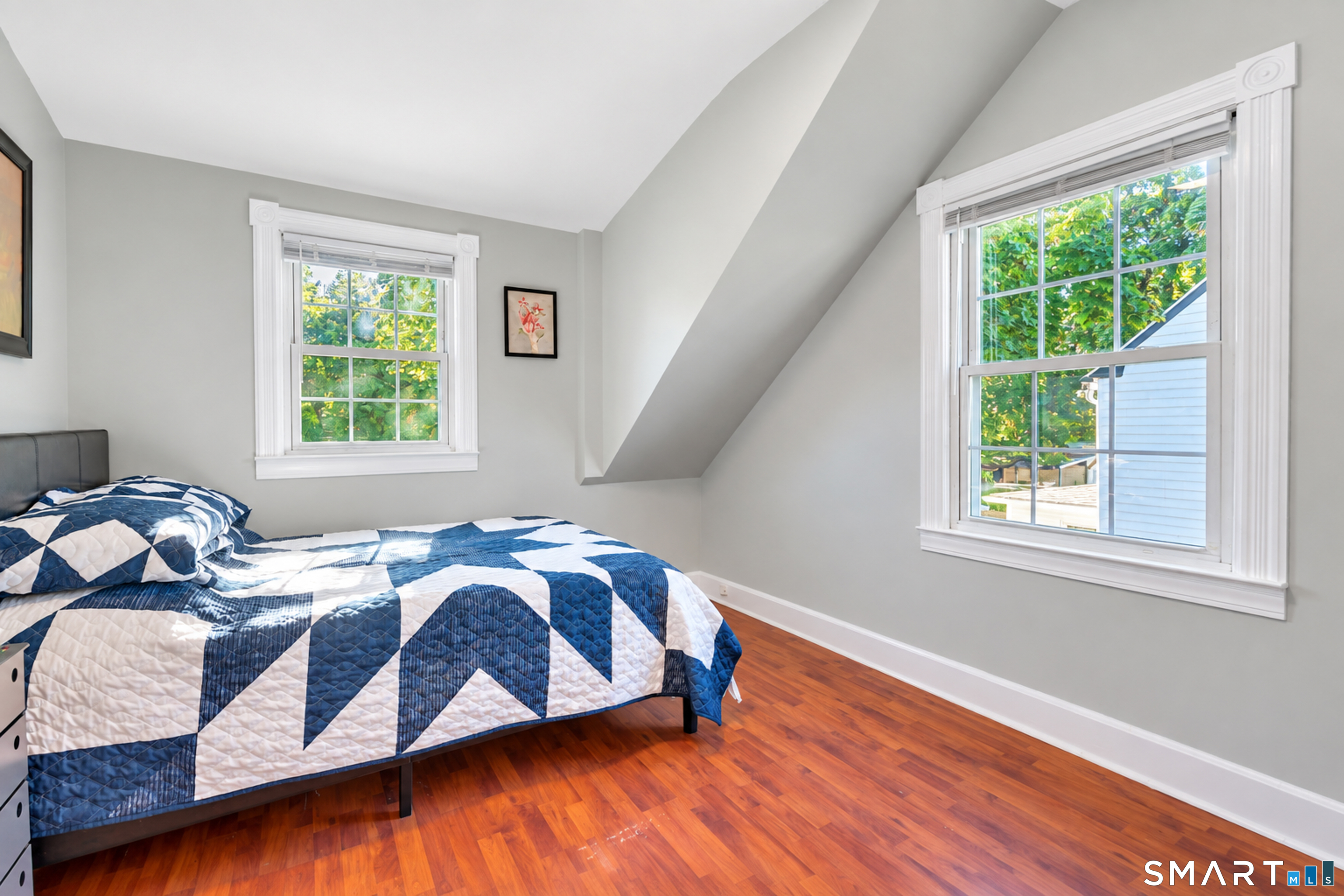51 N Pearl Street photo 13