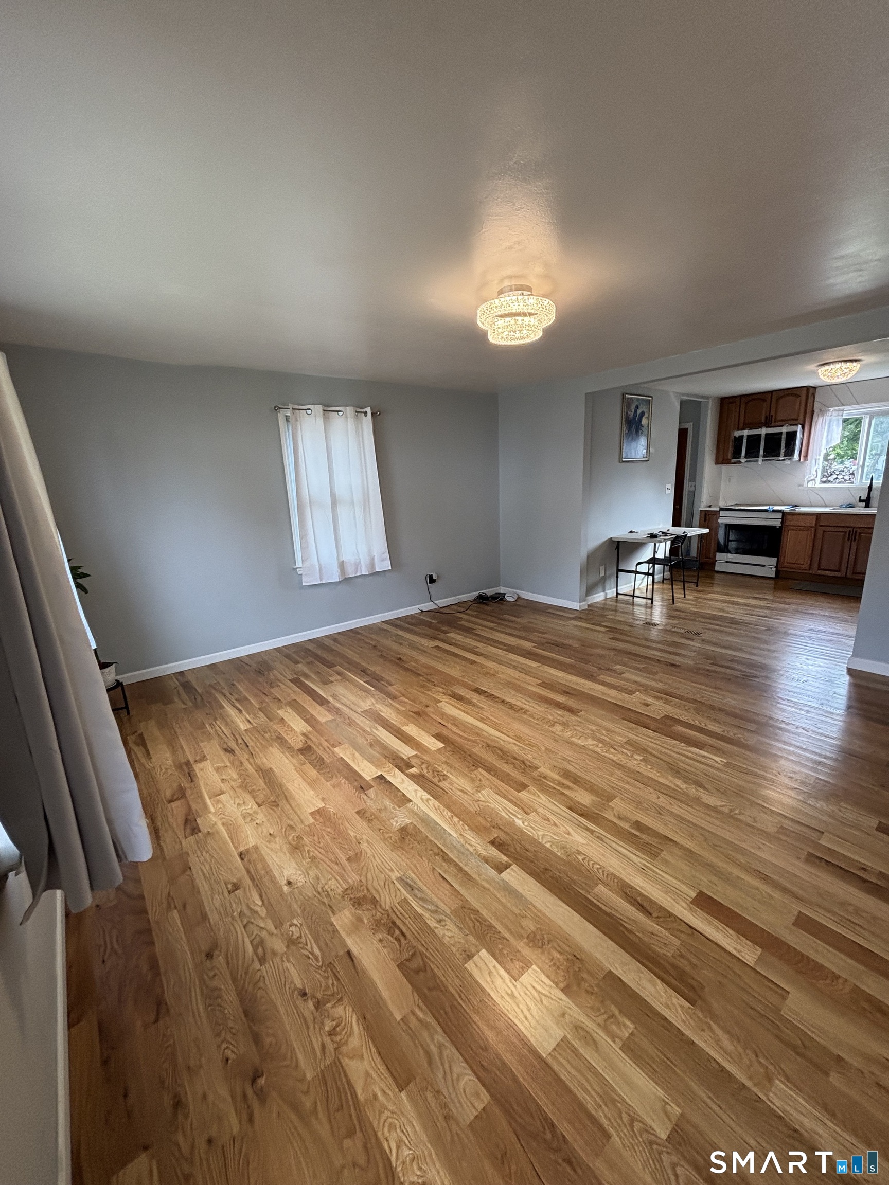 691 Second Avenue photo 2