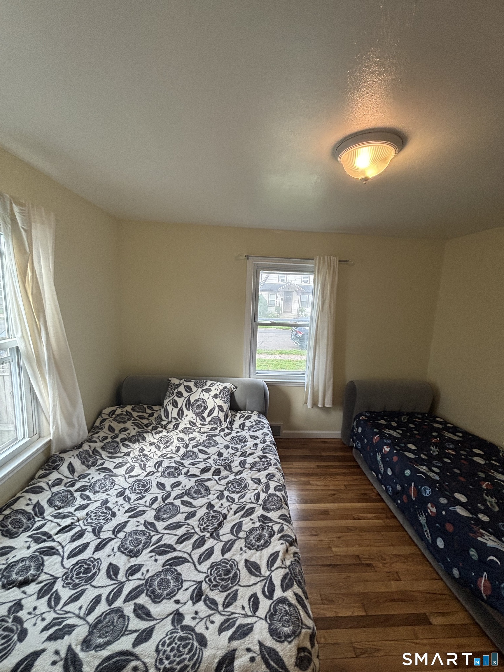 691 Second Avenue photo 10