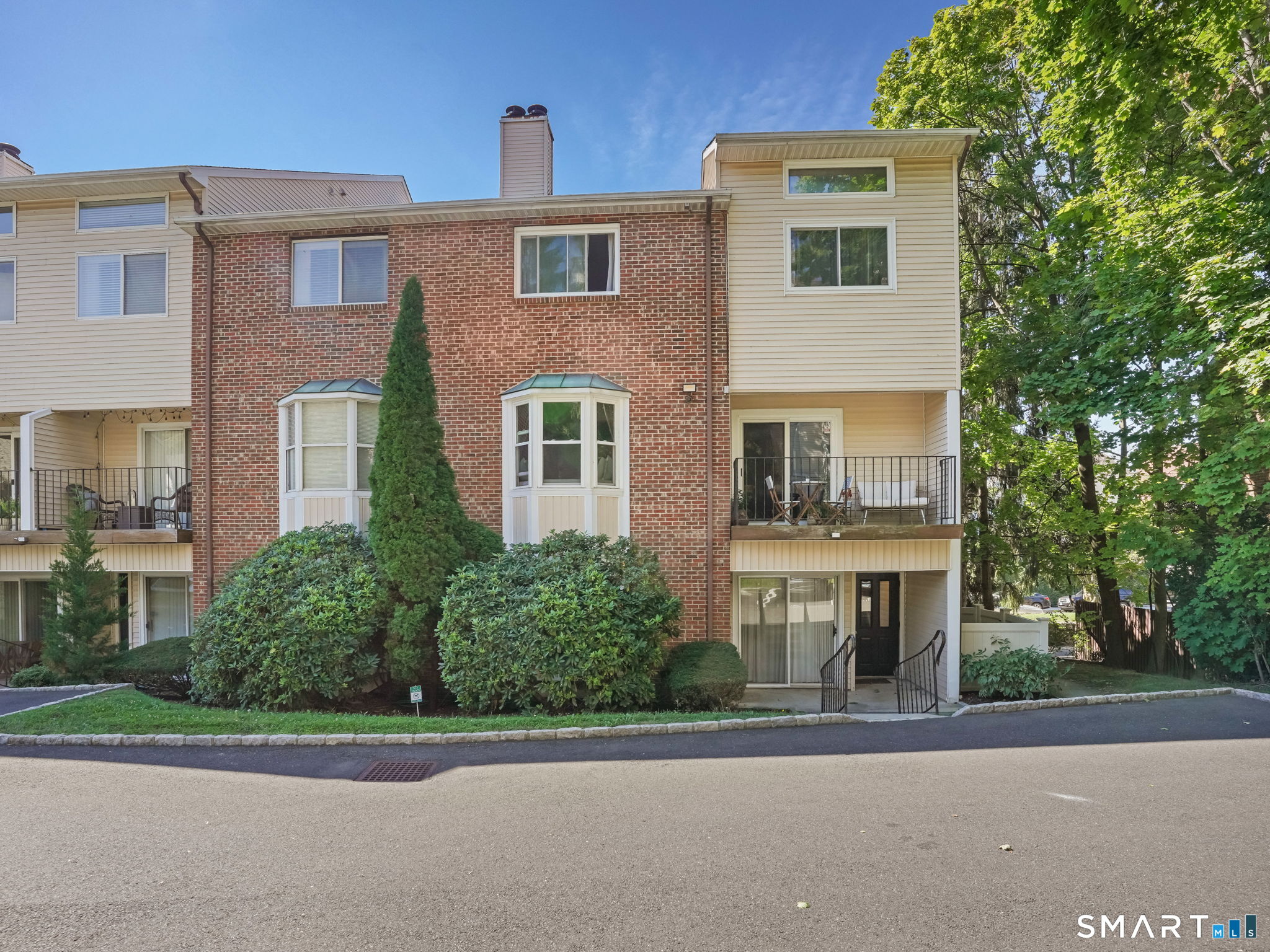 170 Forest Street — photo 1