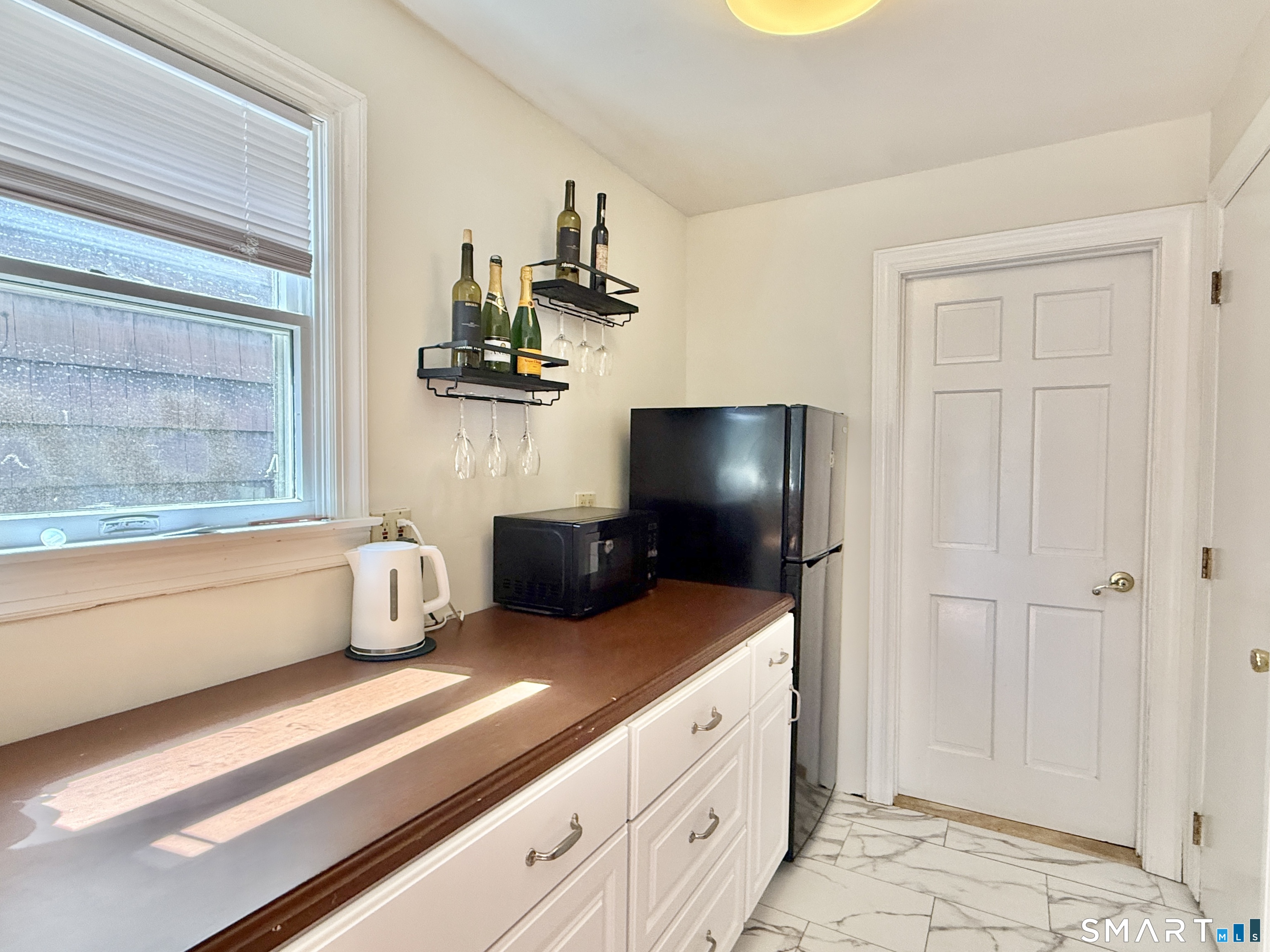 638 Hope Street Unit #4 photo 16