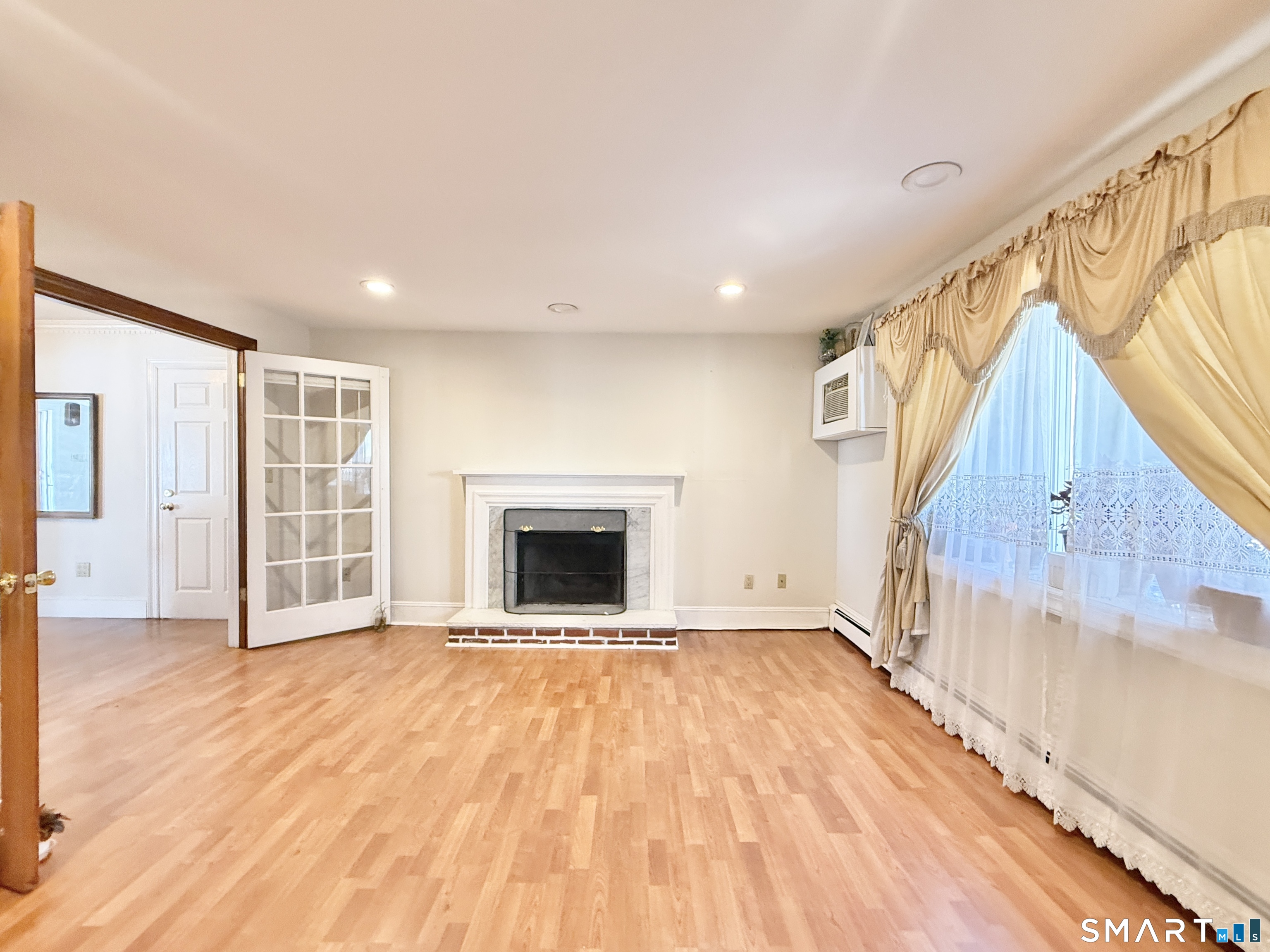 638 Hope Street Unit #4 photo 12