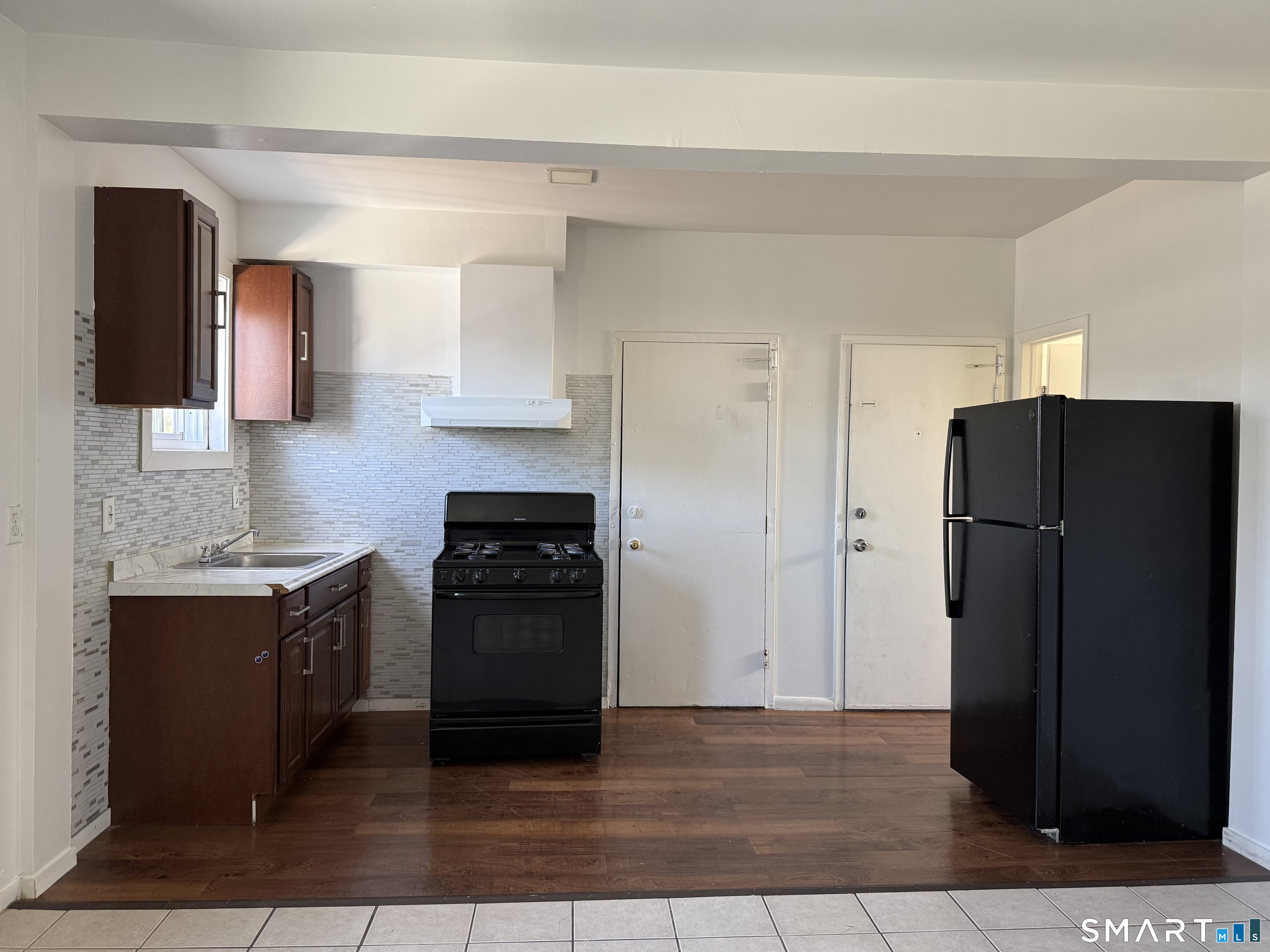 236 Greenwich Avenue, Stamford, Connecticut photo 1