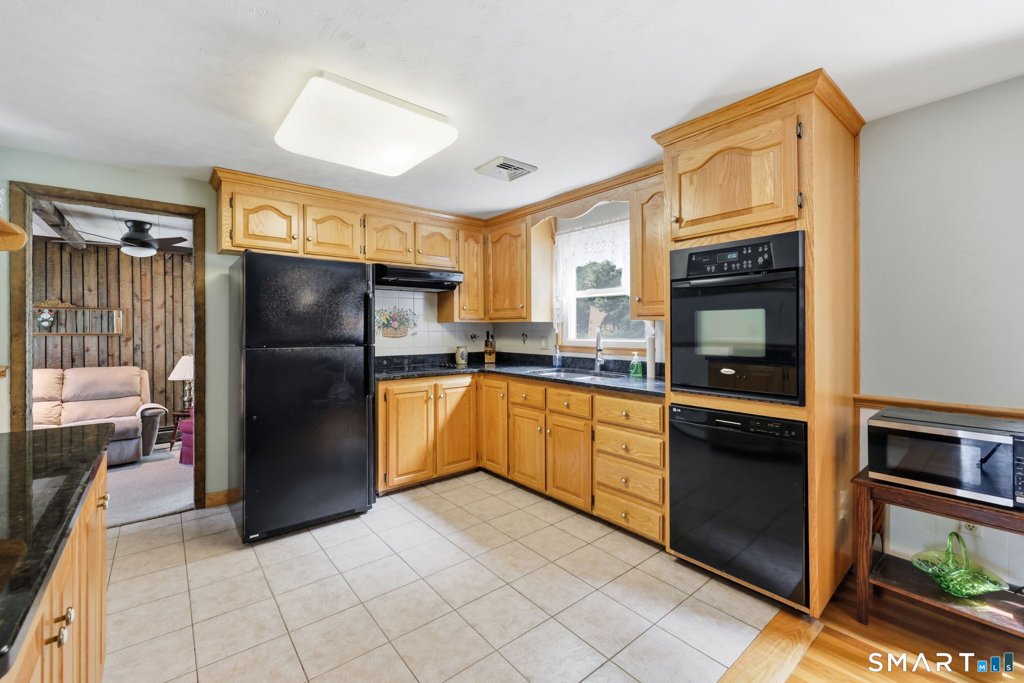 23 Middlesex Drive photo 14