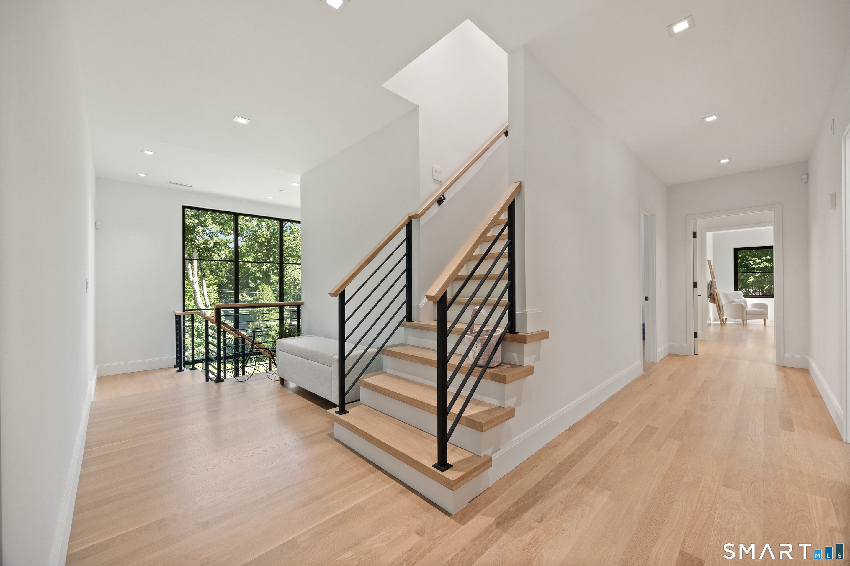 1 Twin Oaks Lane photo 33