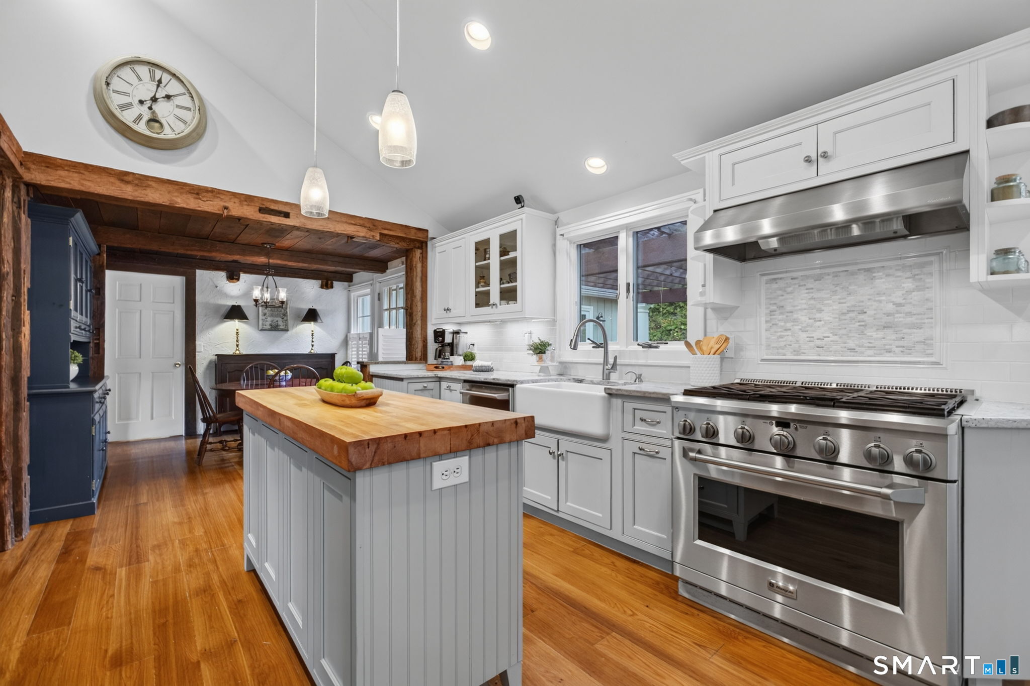 211 Hanover Road photo 11