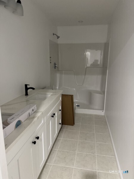 38 Golden Hill Street Unit #B photo 14
