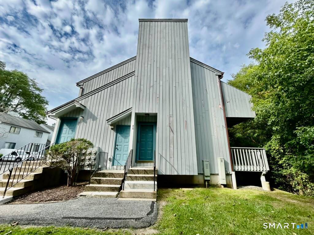 19 Somers Street Unit #B8