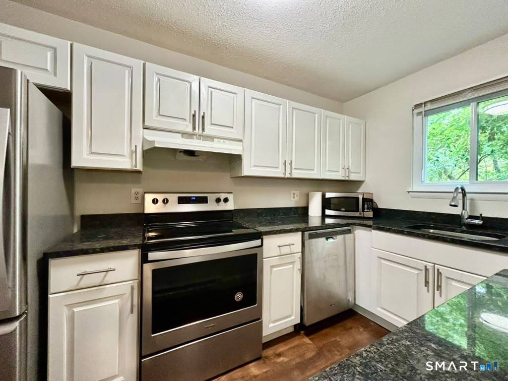 19 Somers Street Unit #B8 photo 8