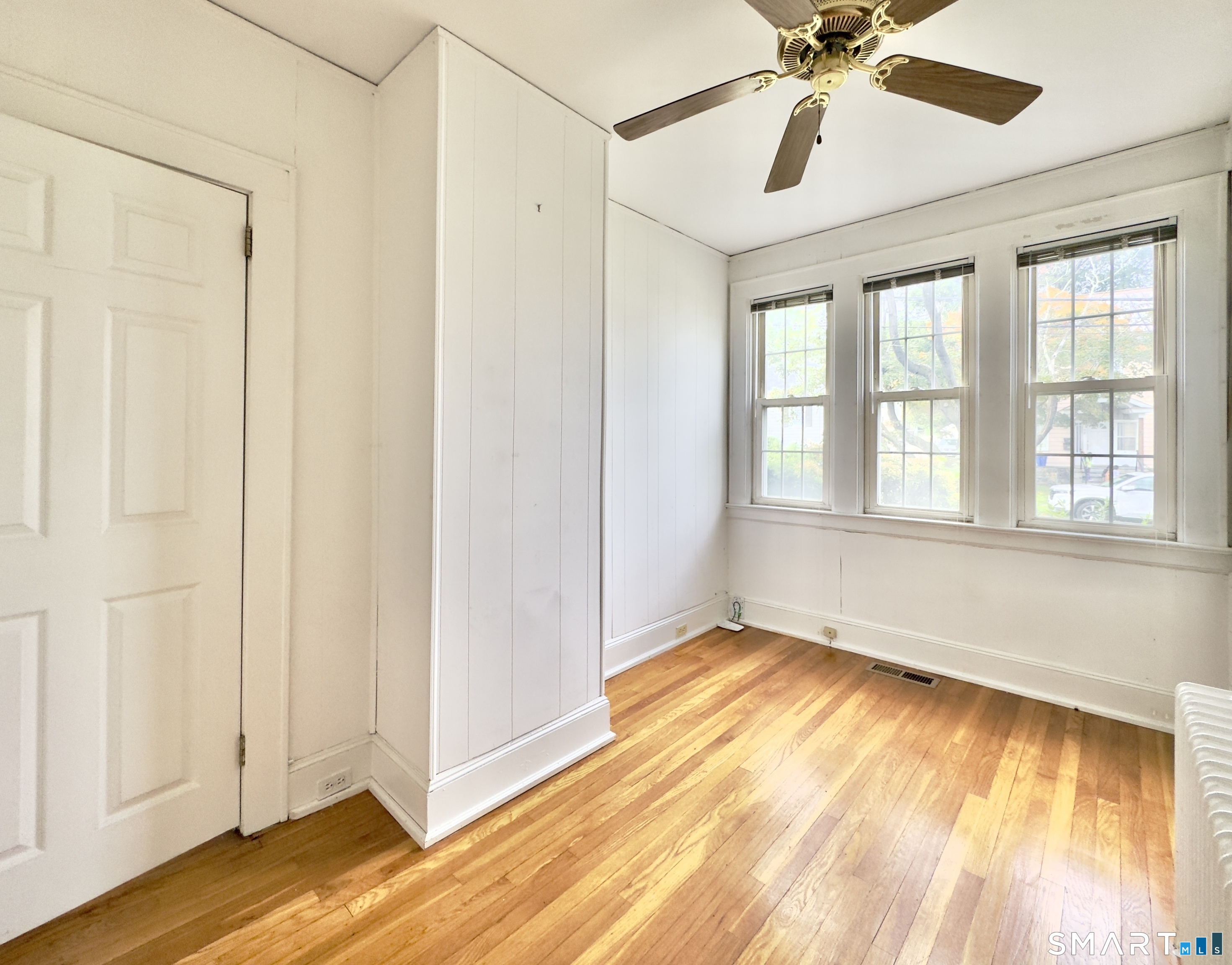 53 Treat Avenue, Stamford, Connecticut photo 4